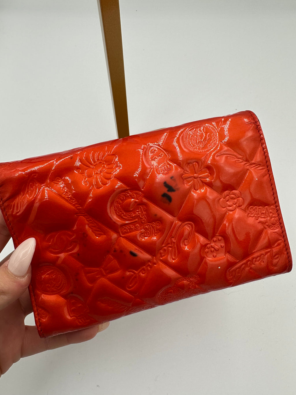 Chanel Icon Matlasse mademoiselle red patent wallet