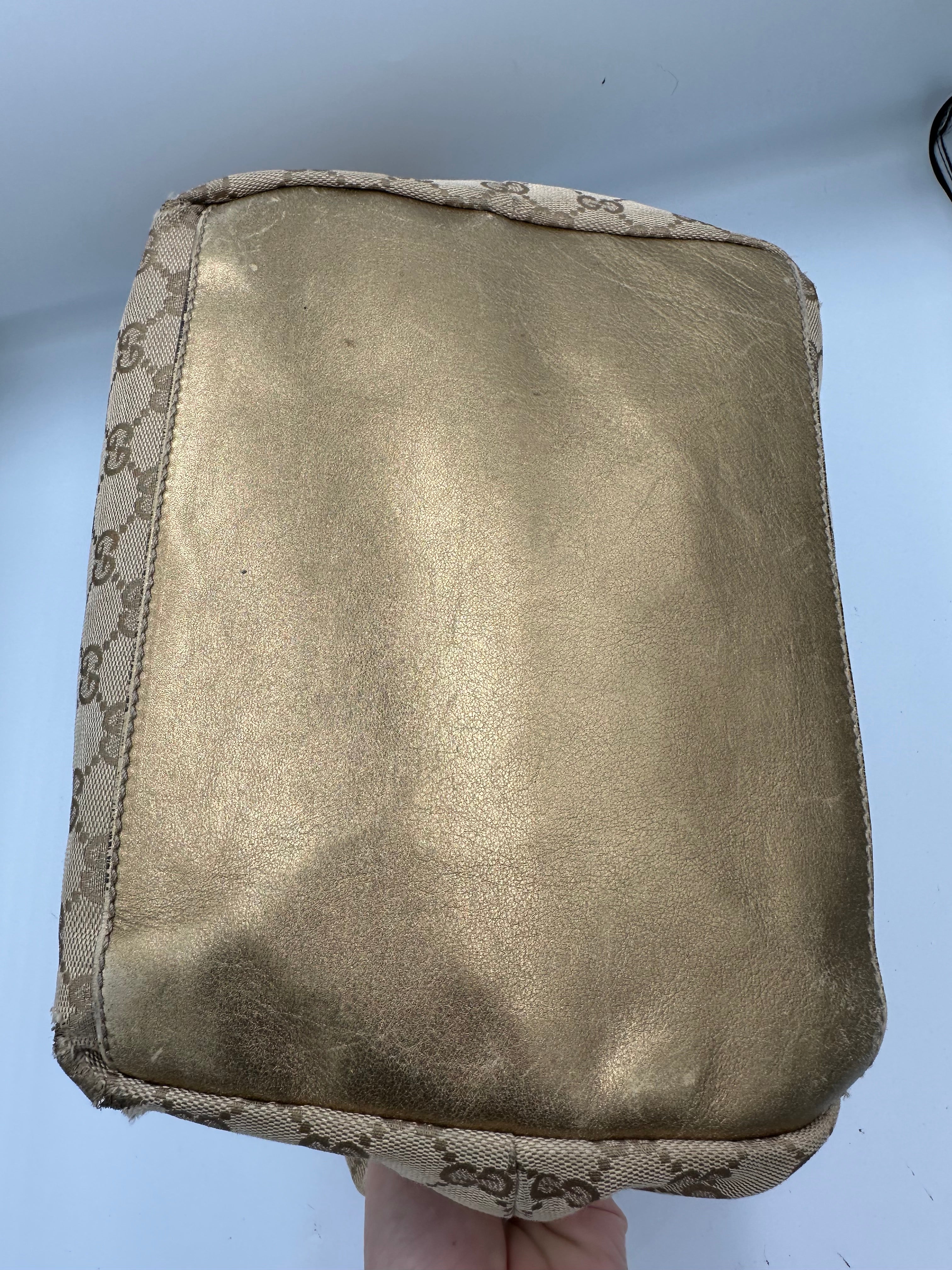 Gucci GG Canvas Web Shoulder bag