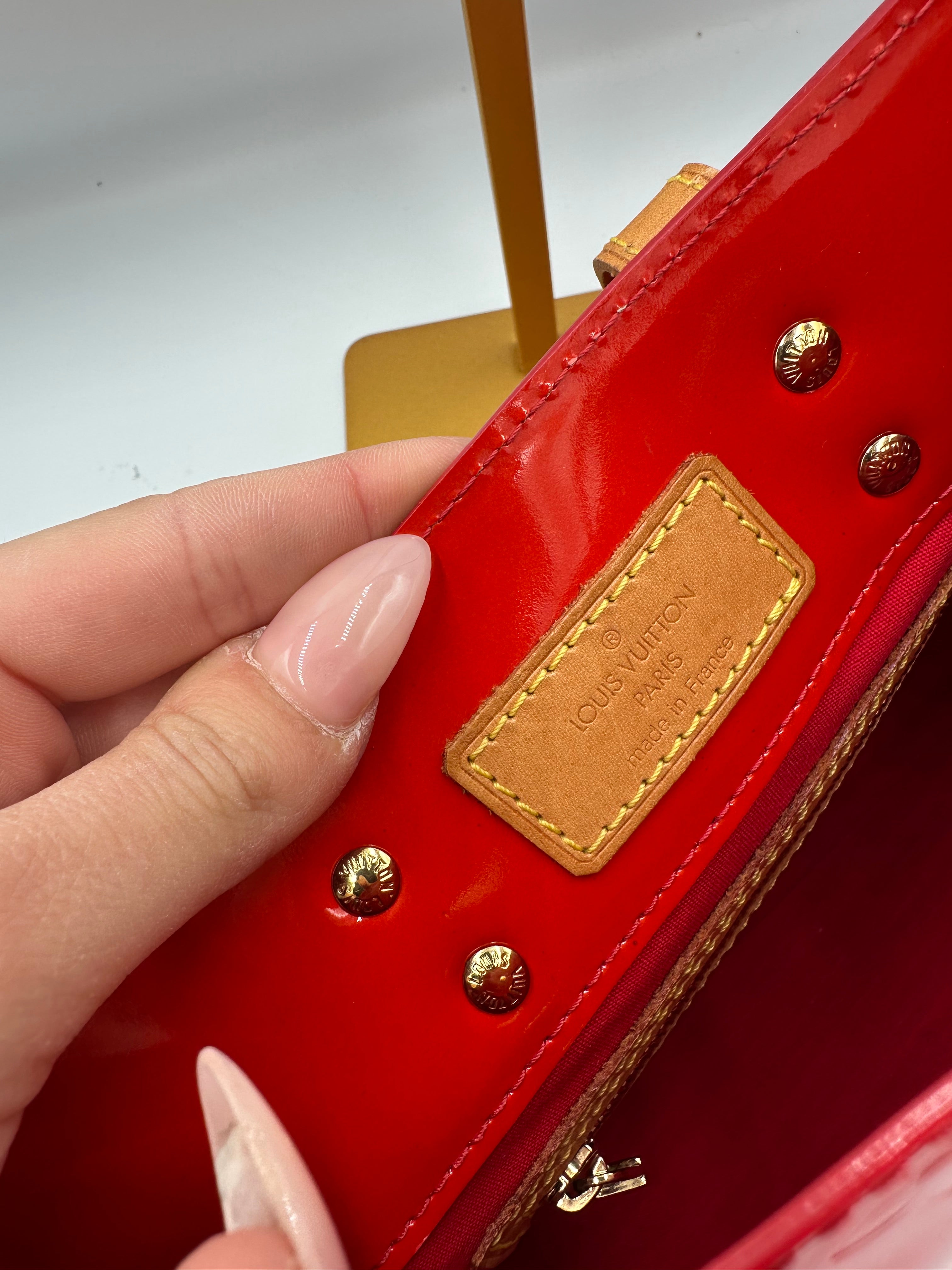 Louis Vuitton Monogram Vernis Reade PM bag in Red Rouge