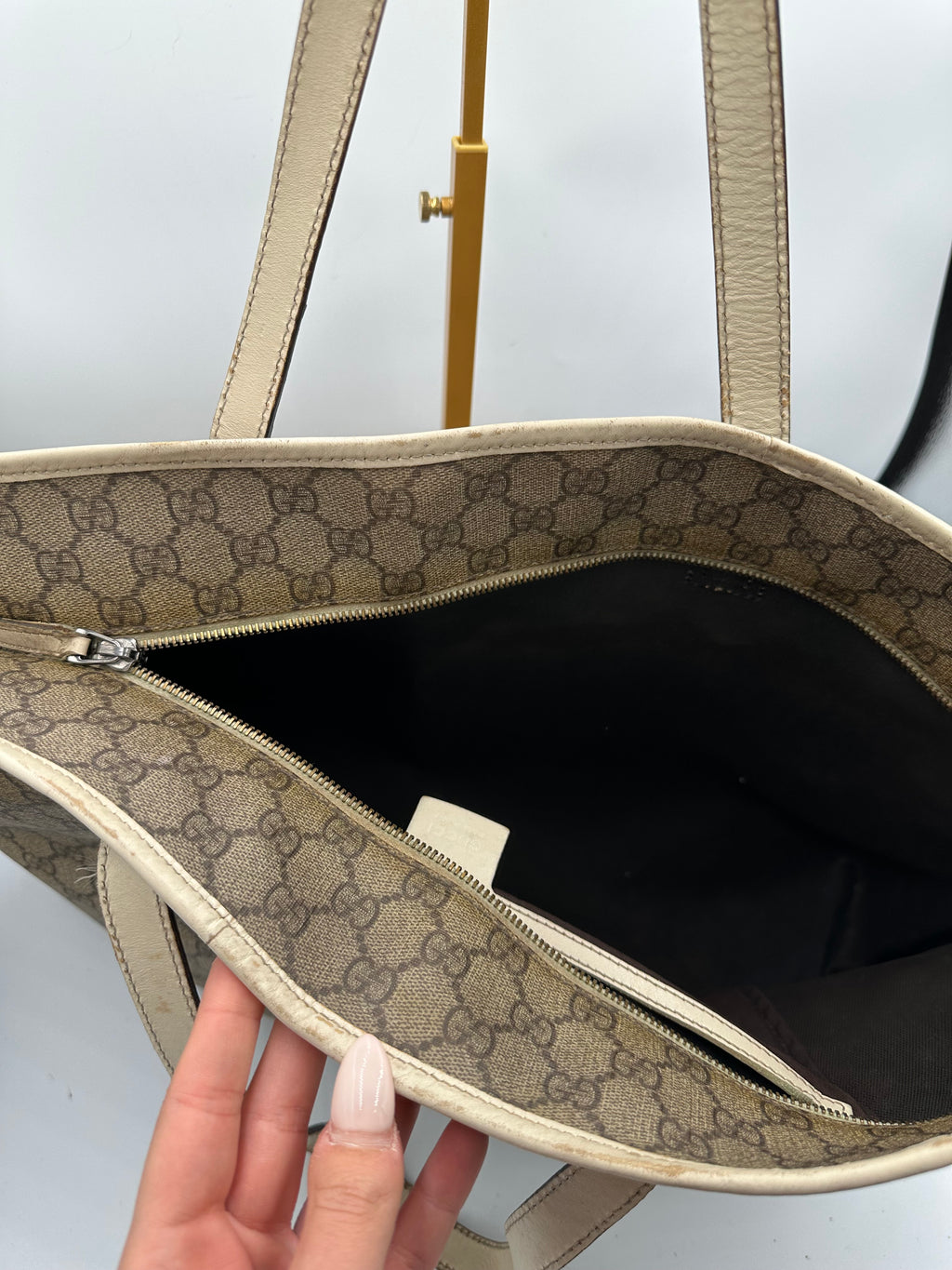 Gucci GG supreme leather tote bag