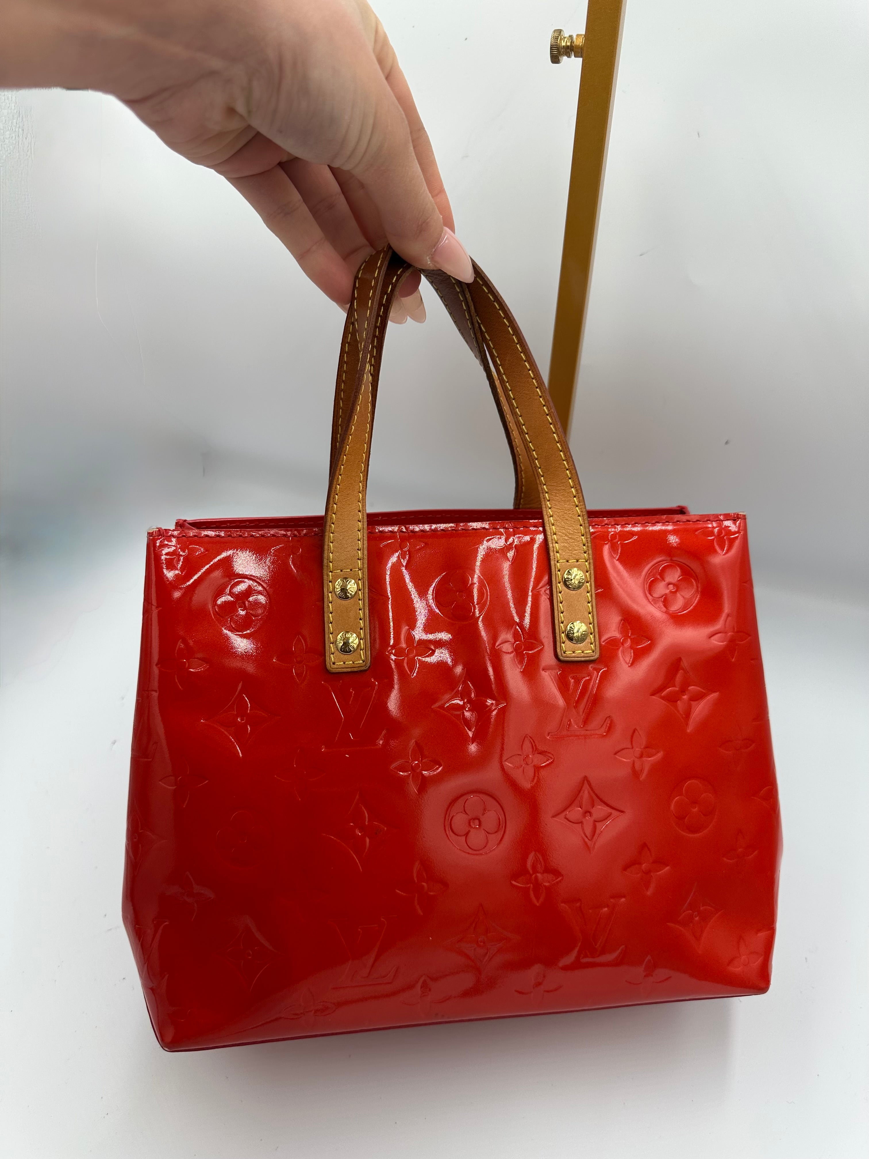 Louis Vuitton Monogram Vernis Reade PM bag in Red Rouge