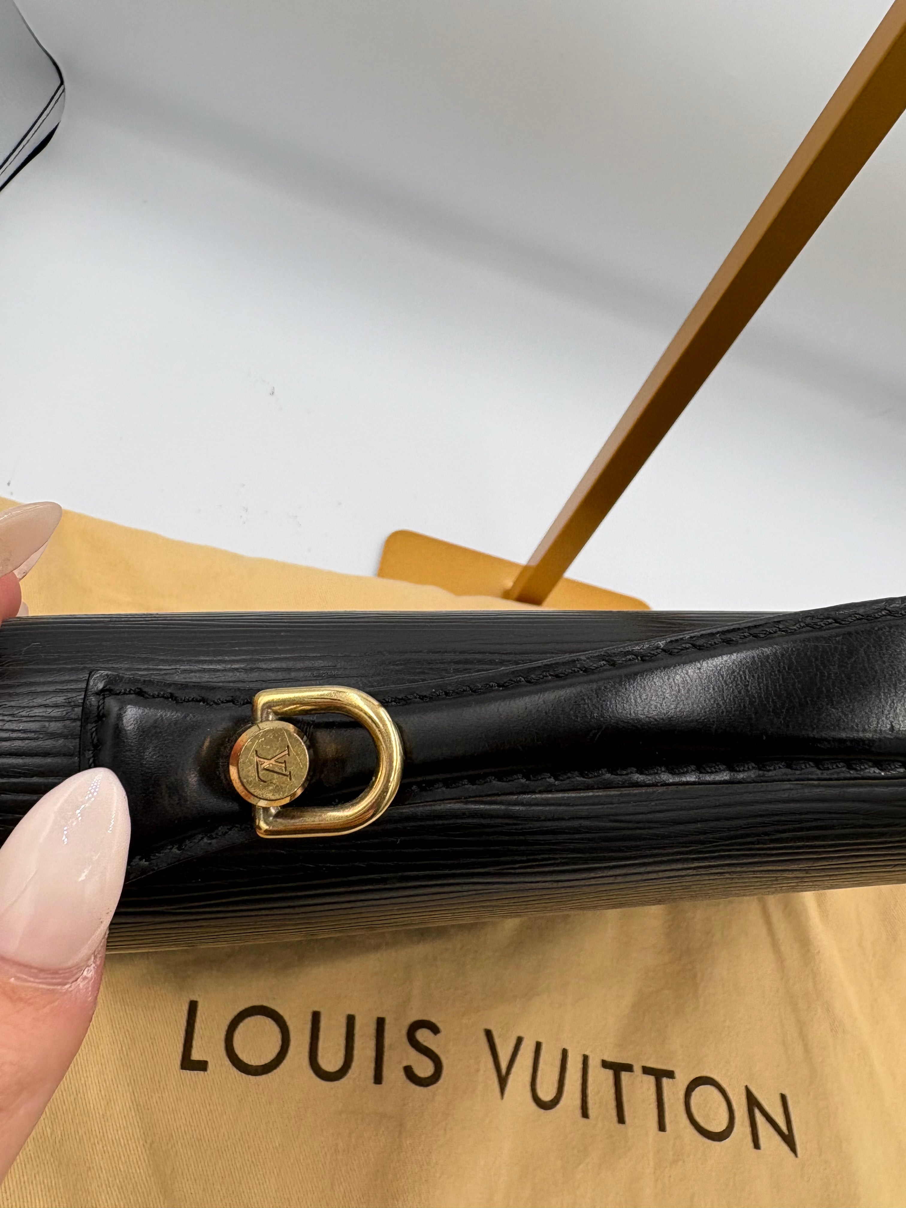 Louis Vuitton Epi Monceau satchel in black leather