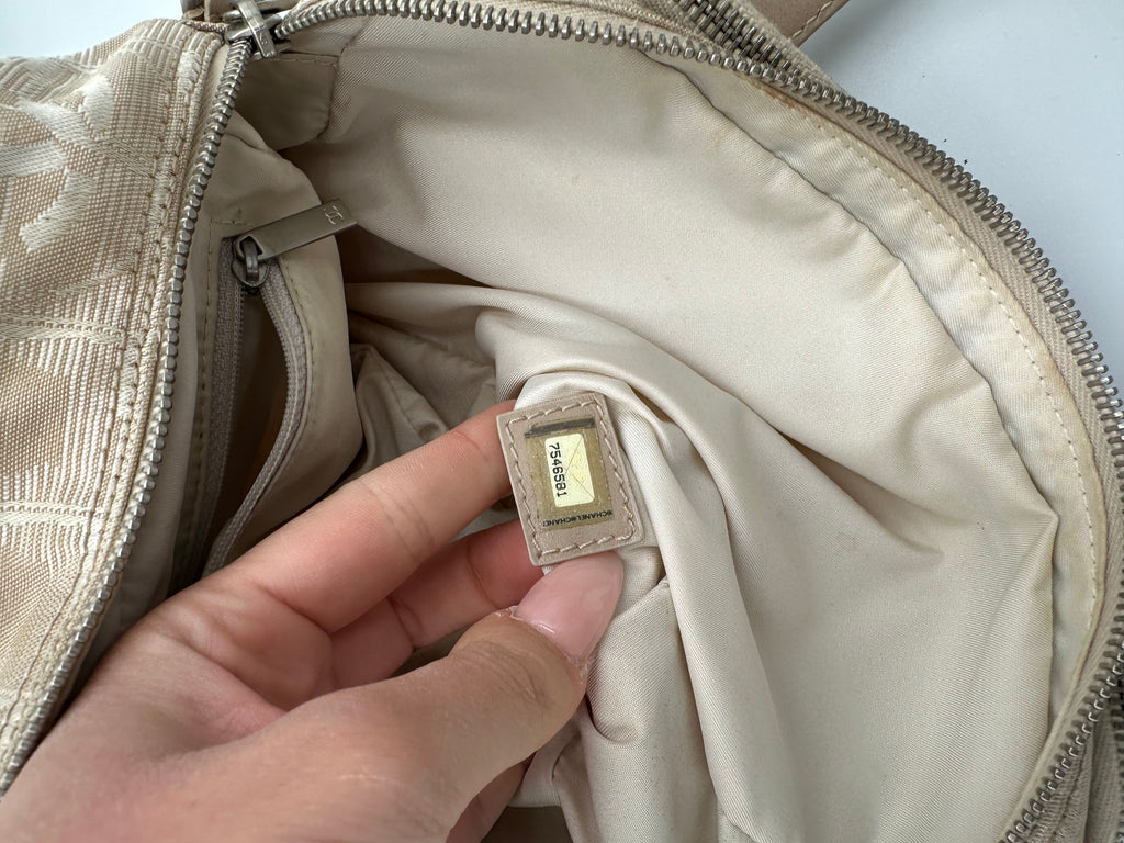 Chanel 2004 Travel Line beige handbag