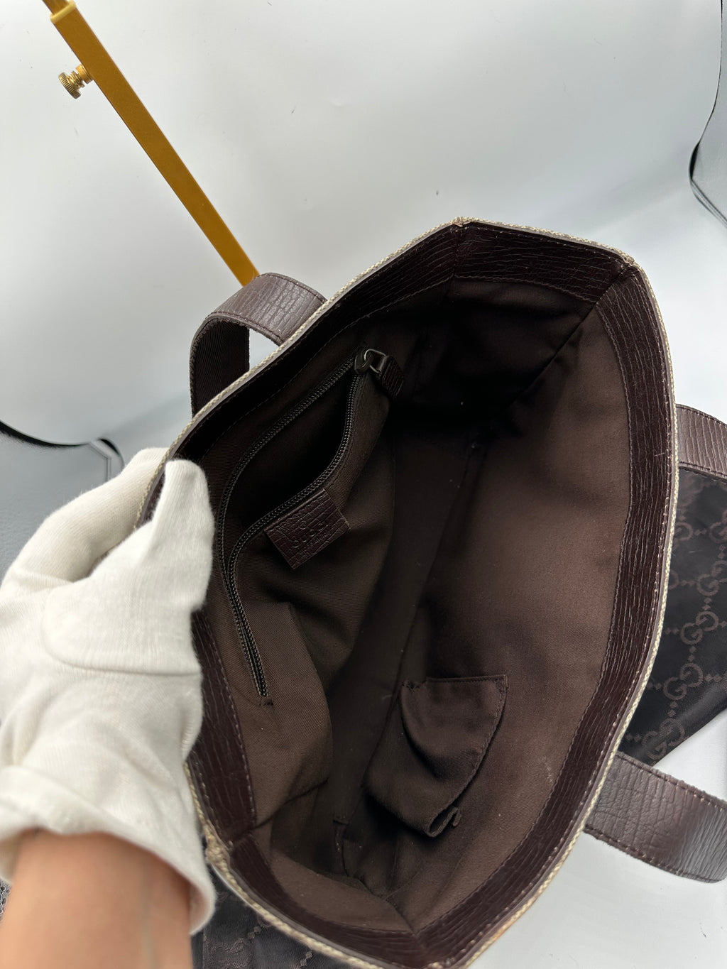 Gucci GG supreme leather bag