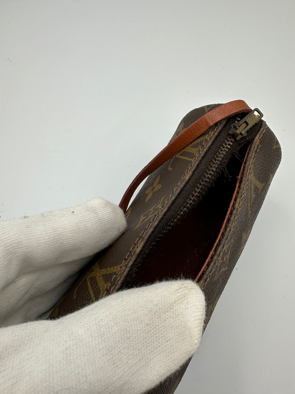 Vintage 90s Louis Vuitton leather monogram mini papillon