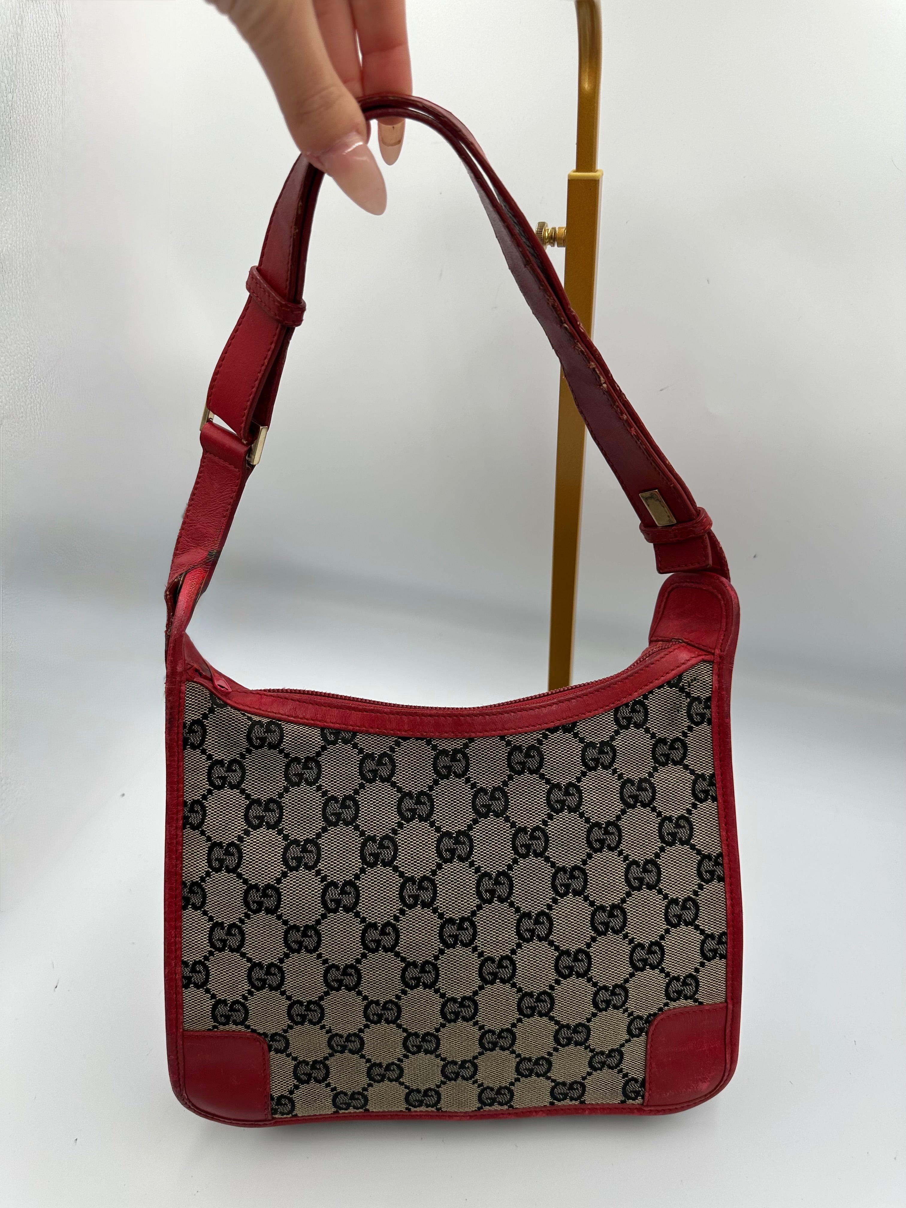 Vintage Gucci GG supreme monogram cherry red shoulder bag