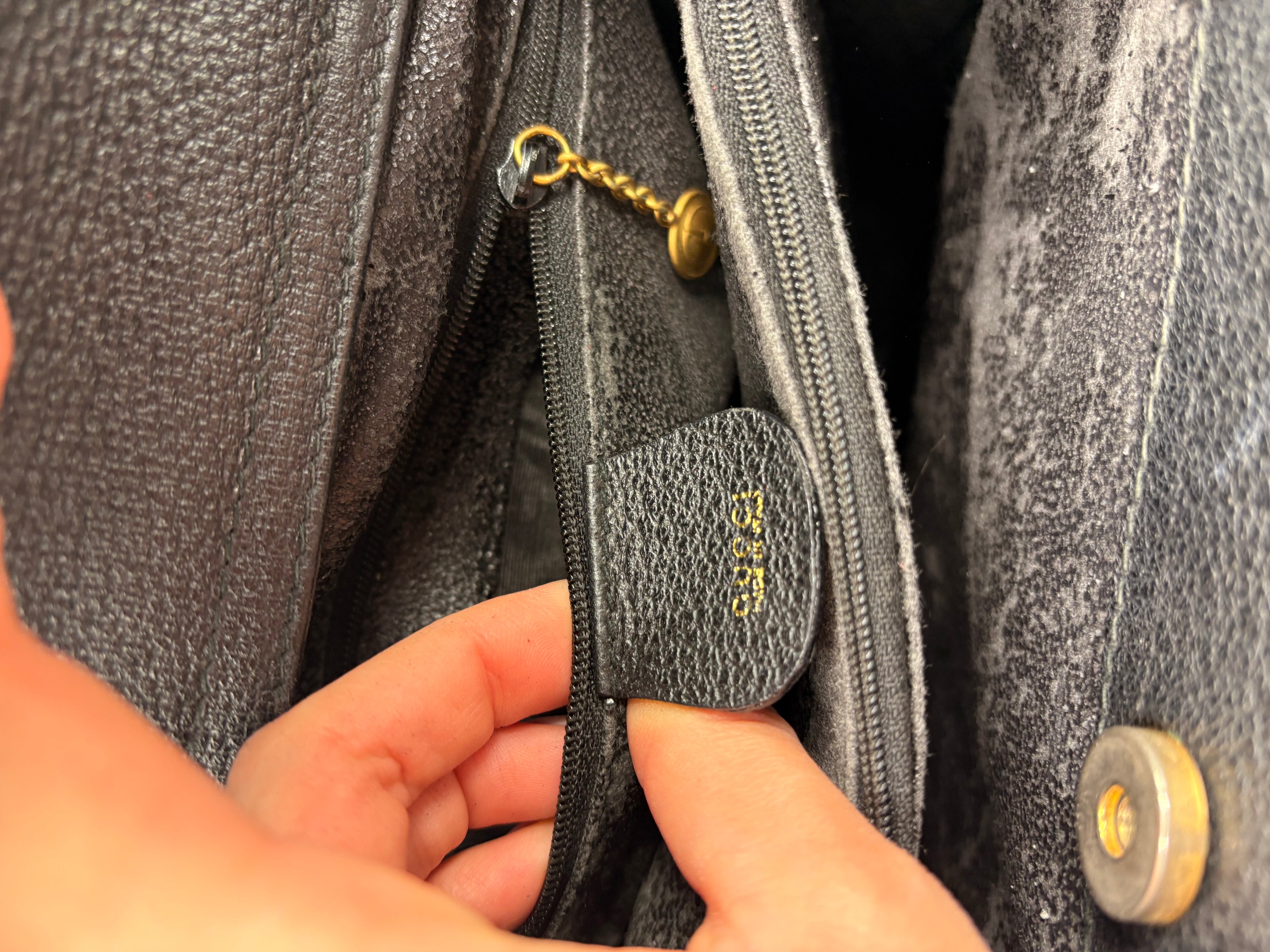 Vintage Gucci Diana Suede black bamboo handbag