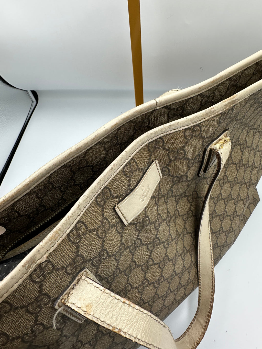 Gucci GG supreme leather tote bag