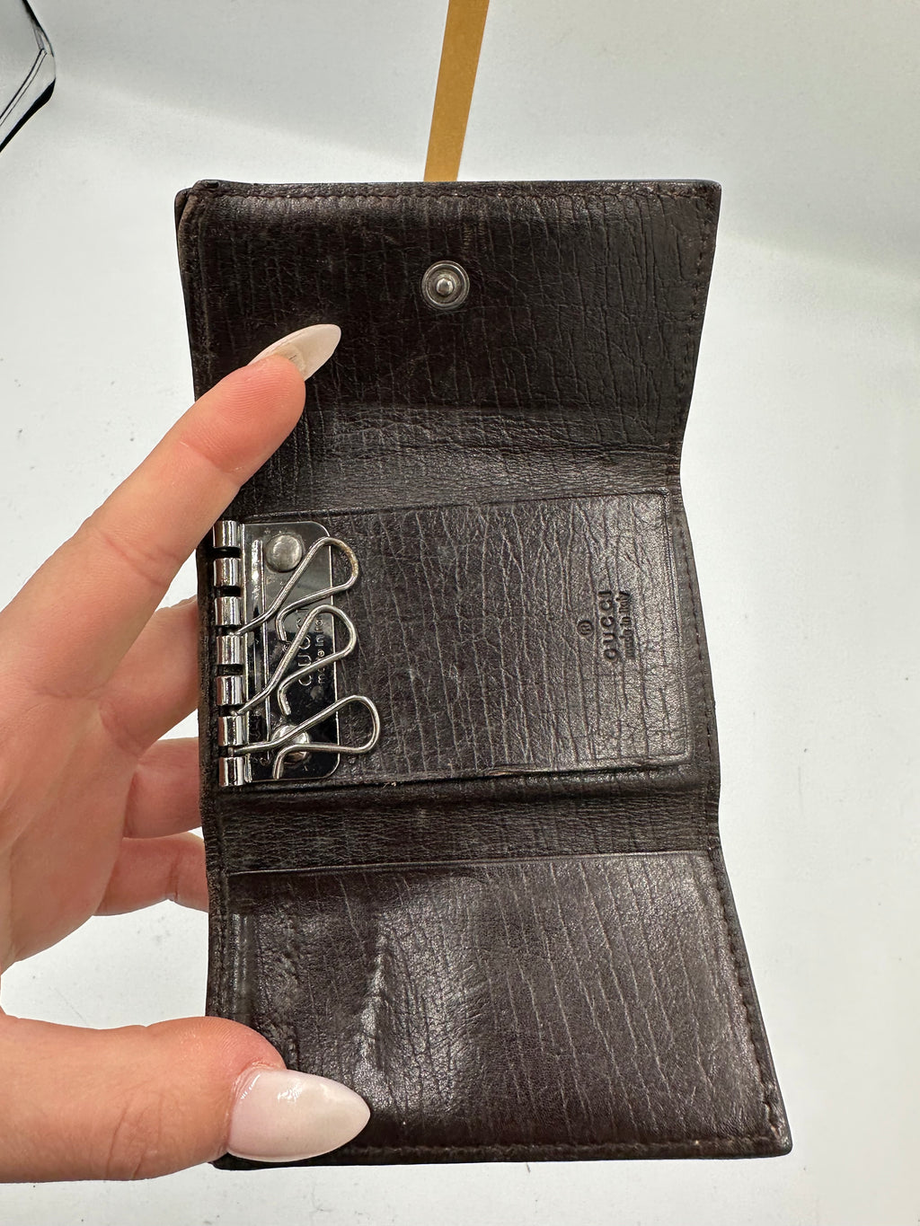 Gucci GG Supreme monogram leather key holder
