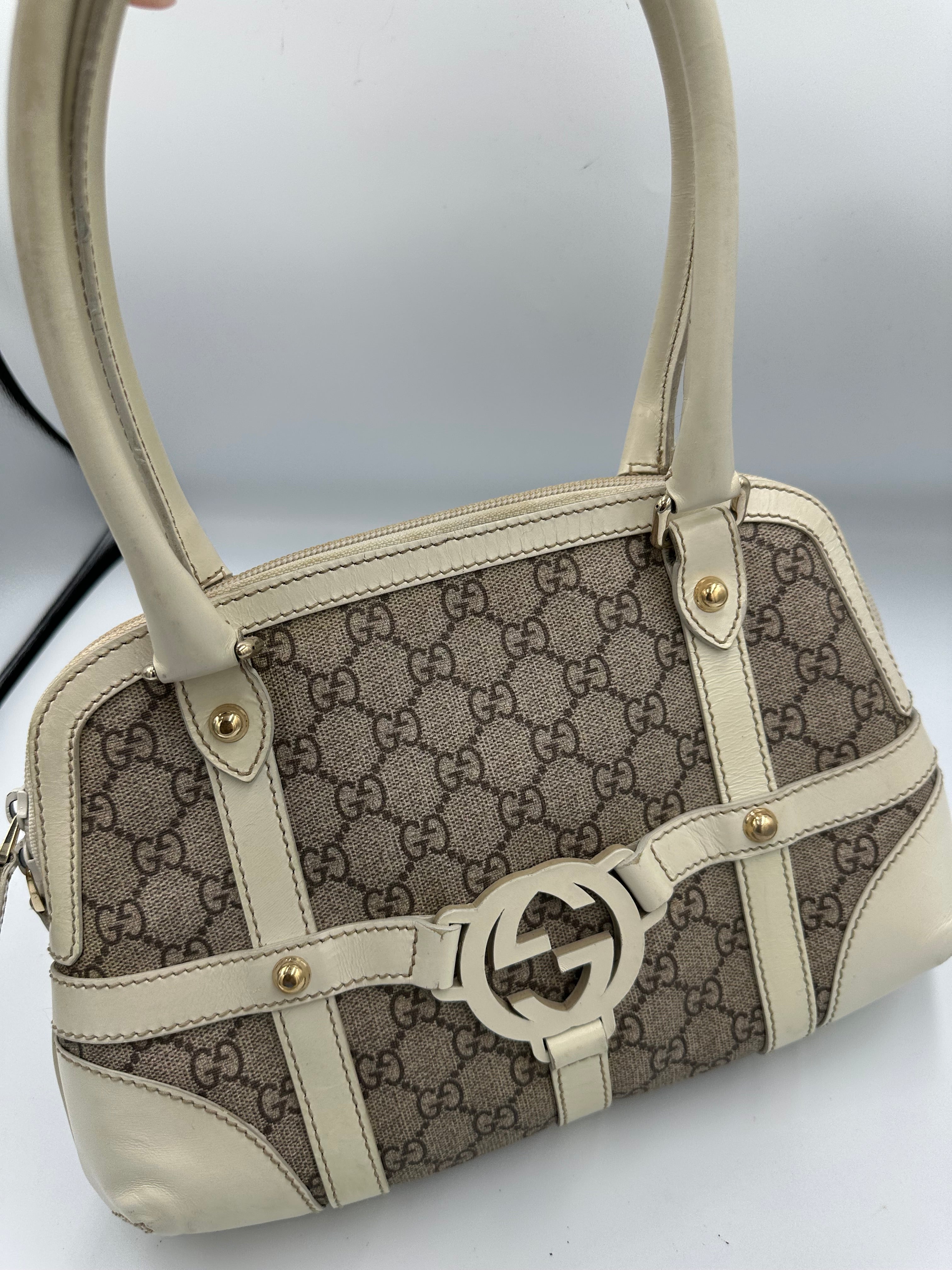 Rare Gucci GG Supreme Reins shoulder bag