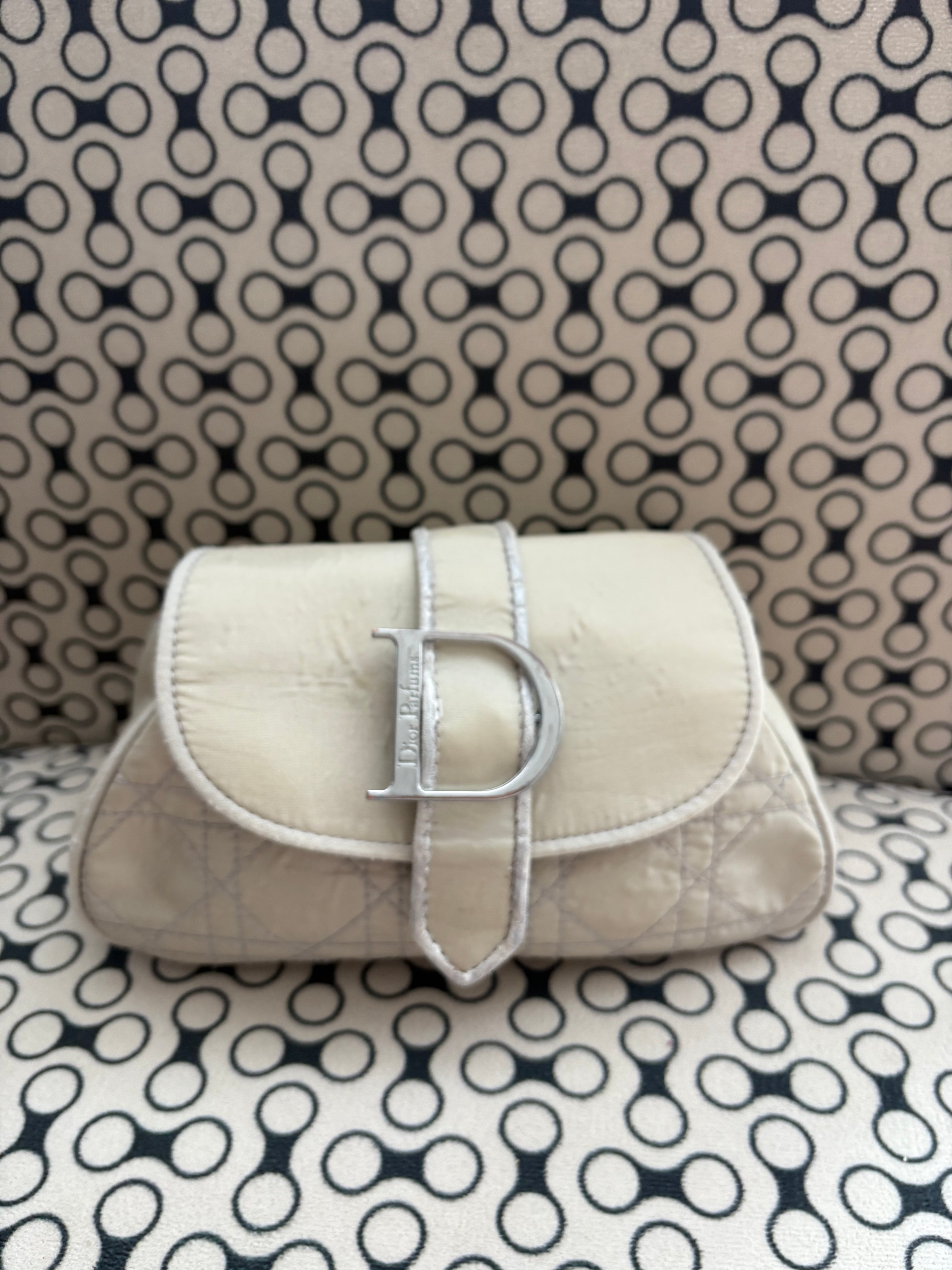 Dior D buckle white Monsieur Parfums pouch