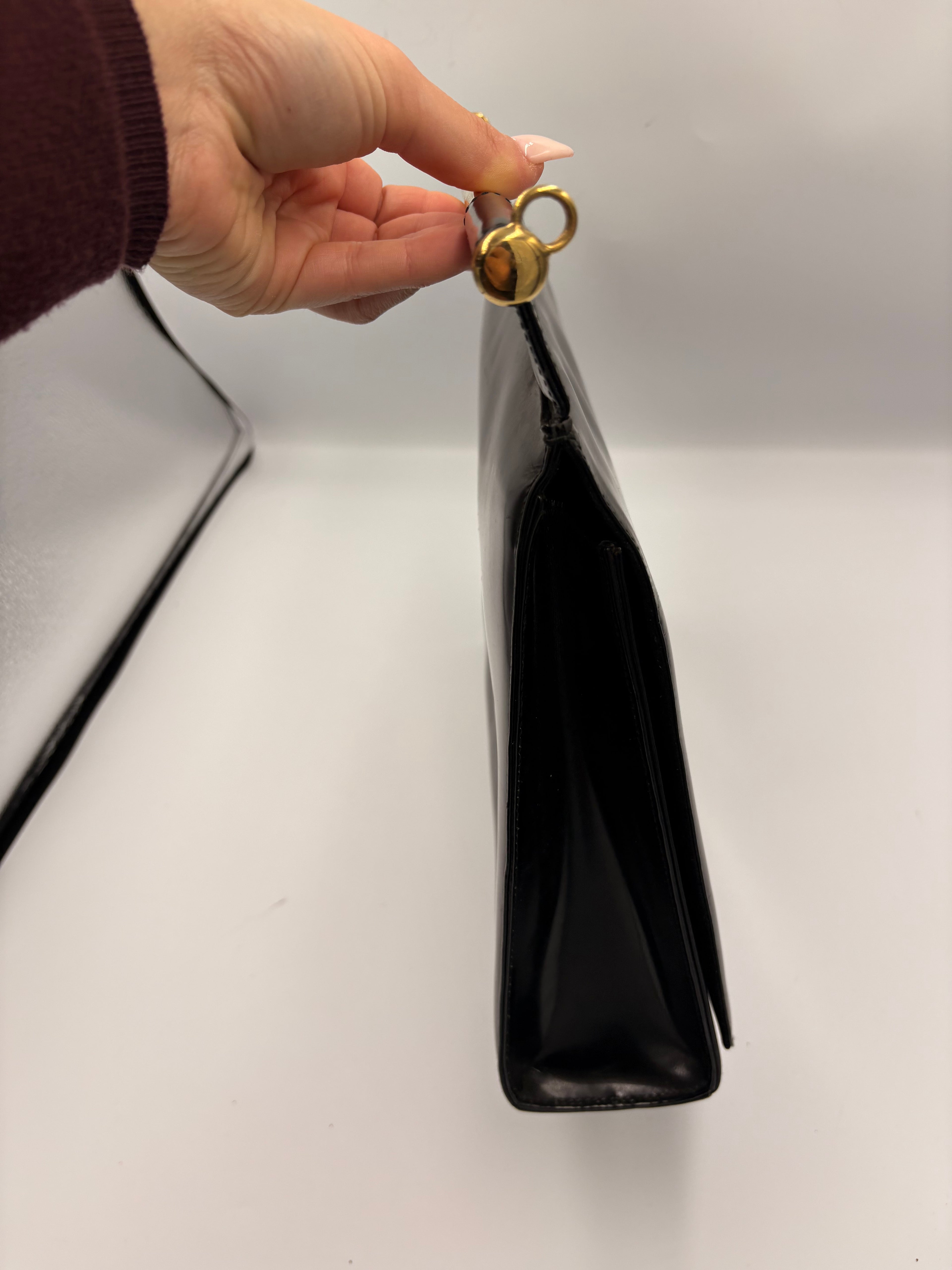rare 90s Gucci by Tom Ford black patent leather gold handle Clutch