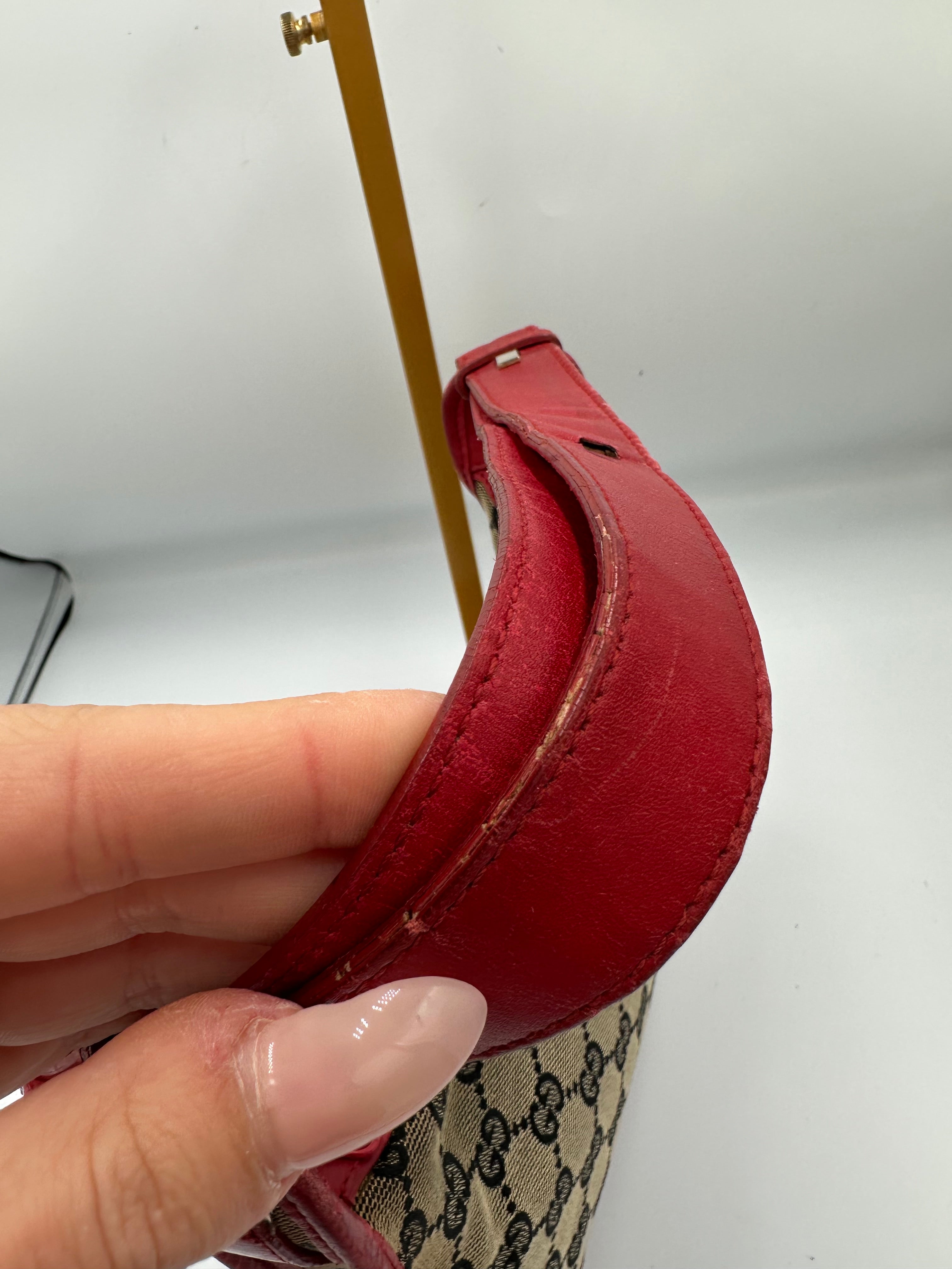 Vintage Gucci GG supreme monogram cherry red shoulder bag