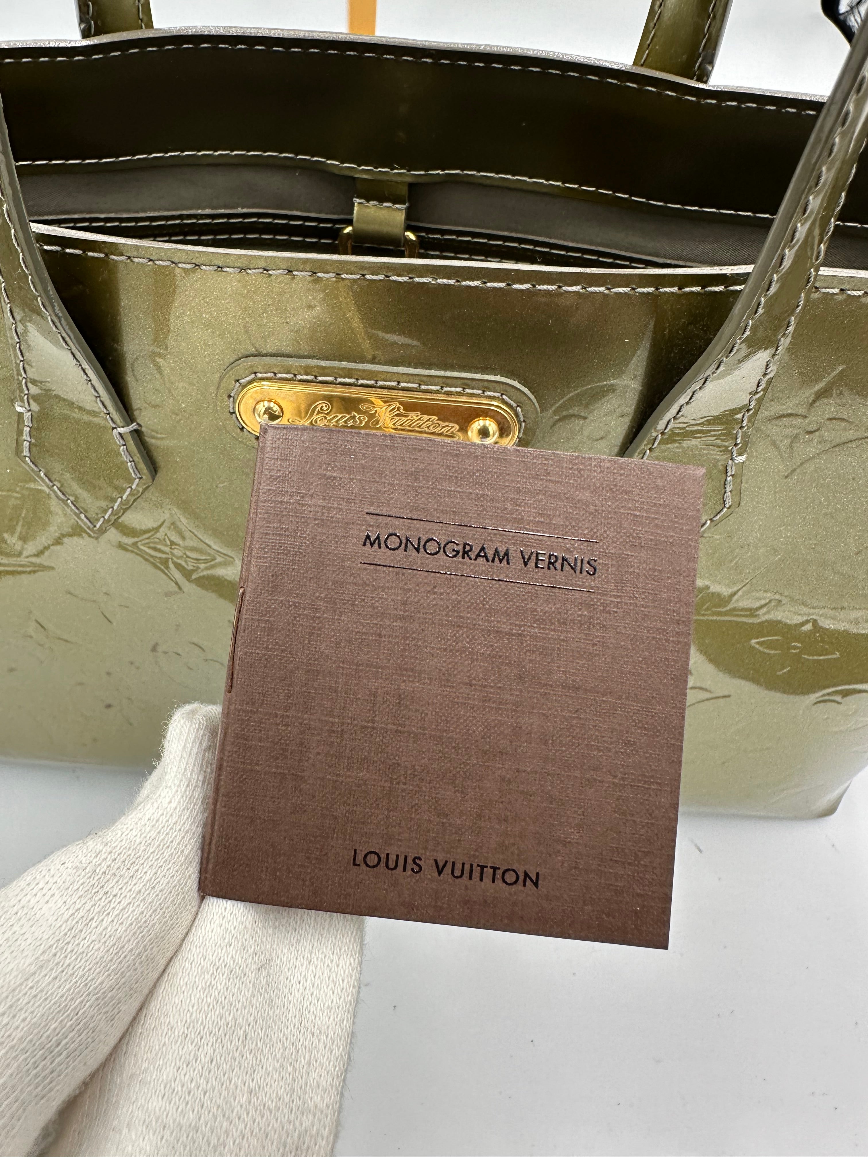 Louis Vuitton Wiltshire PM bag in olive green