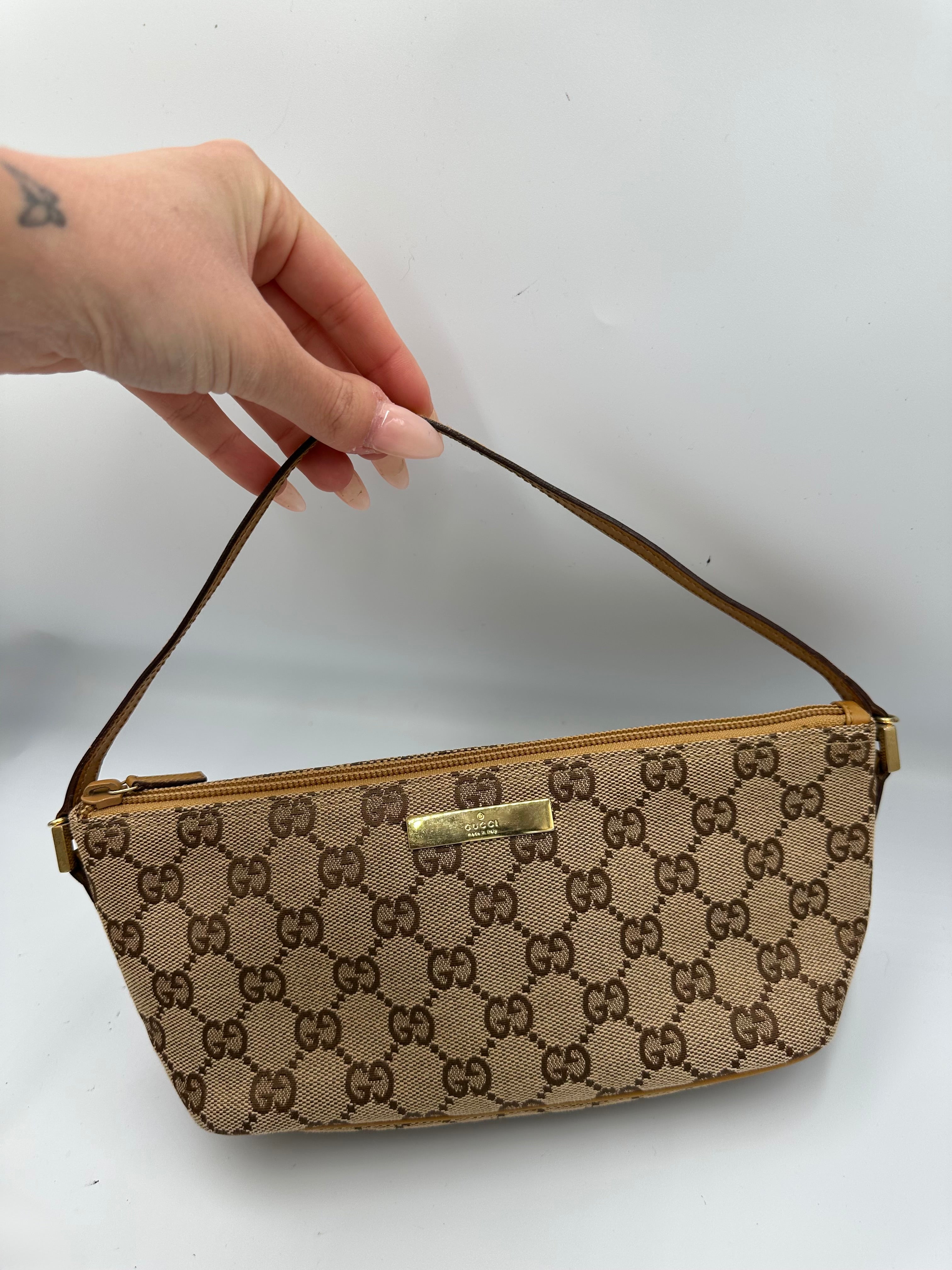 Gucci boat monogram pochette