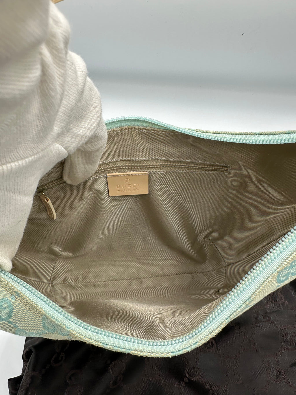 Gucci GG canvas and patent leather hobo shoulder bag