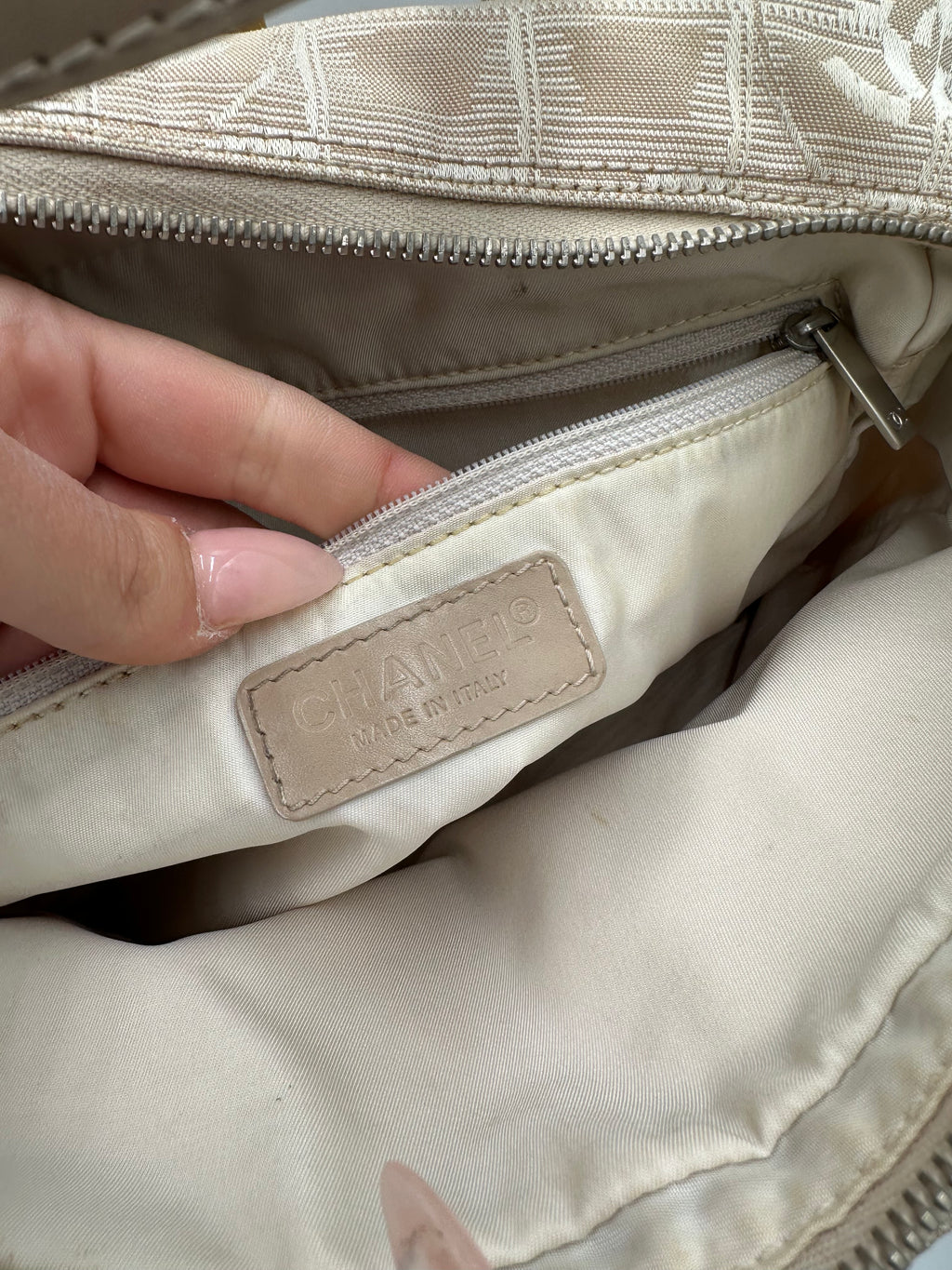 Chanel 2004 Travel Line beige handbag
