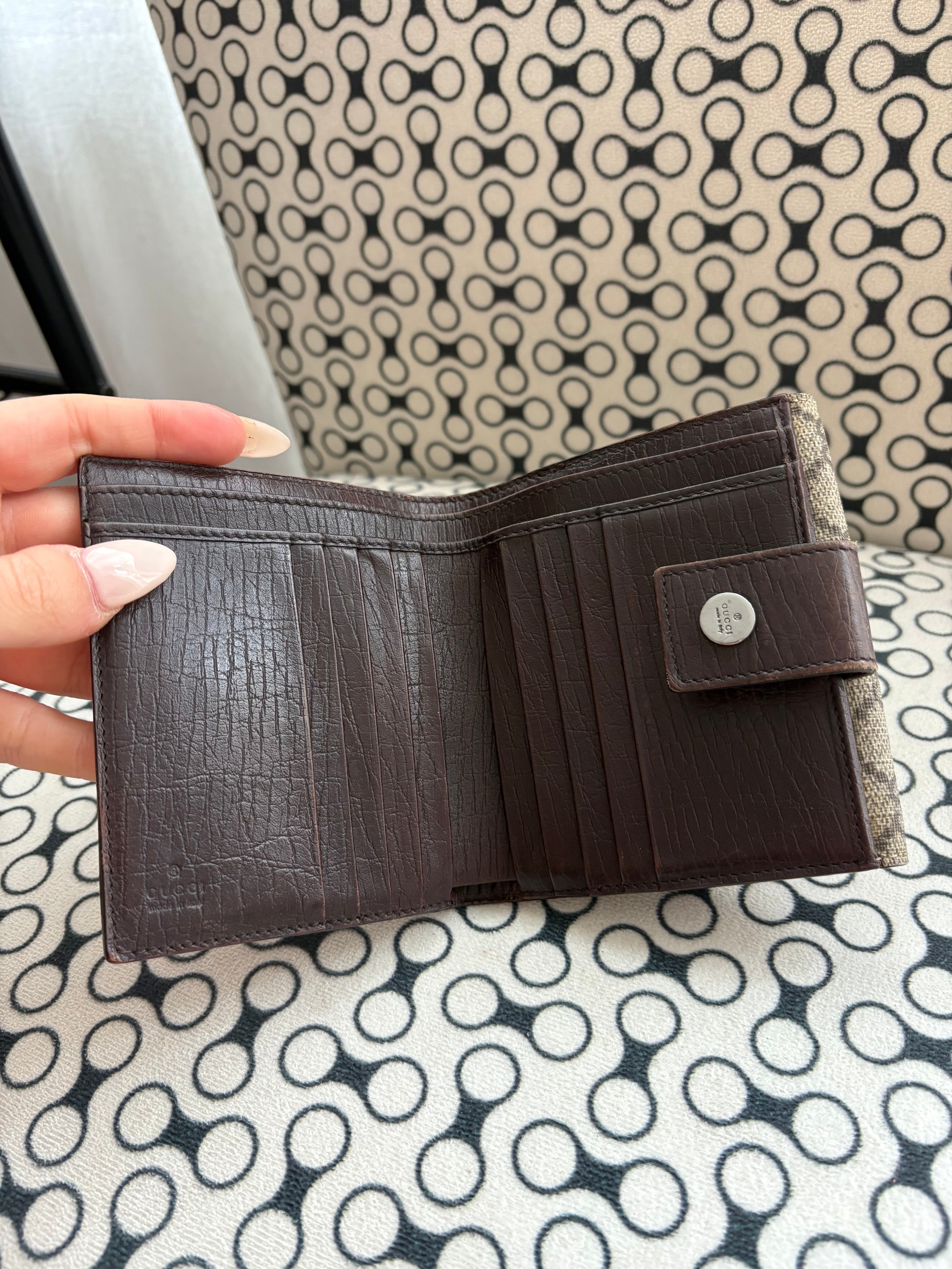 Gucci GG supreme trifold wallet