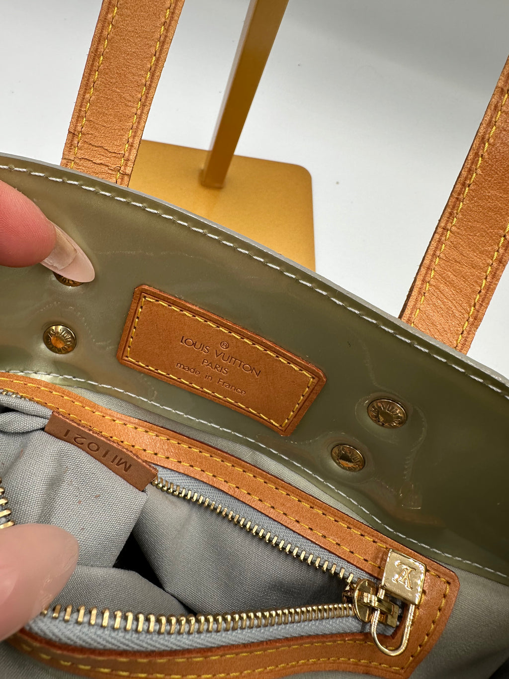 Louis Vuitton monogram Vernis Reade handbag in Lavande colour