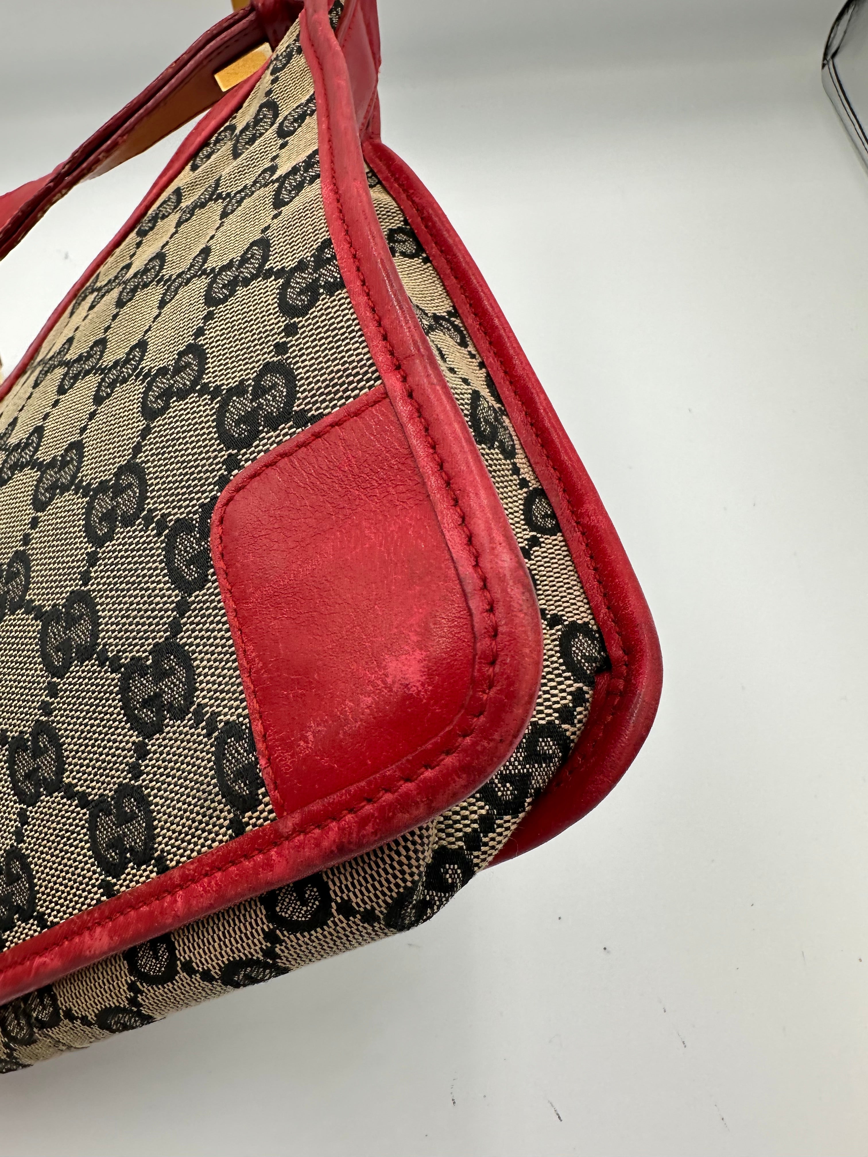 Vintage Gucci GG supreme monogram cherry red shoulder bag