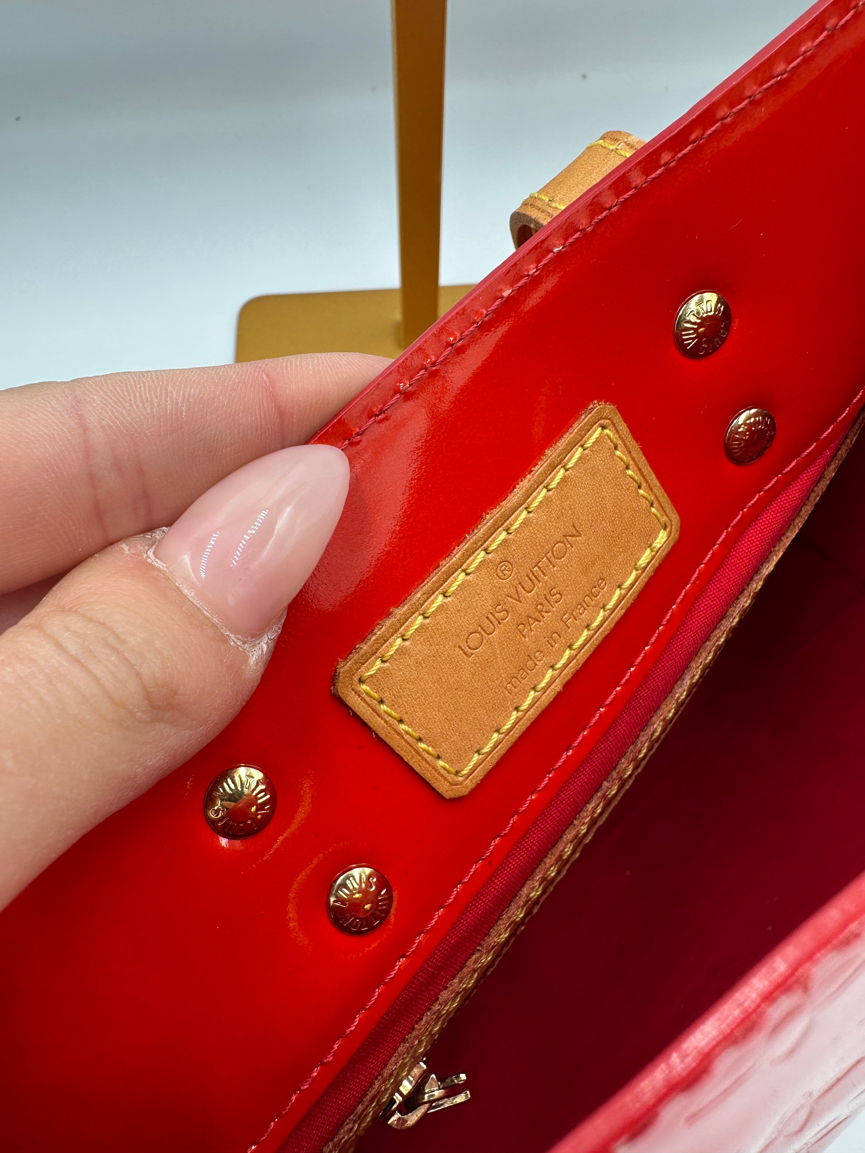 Louis Vuitton Monogram Vernis Reade PM bag in Red Rouge
