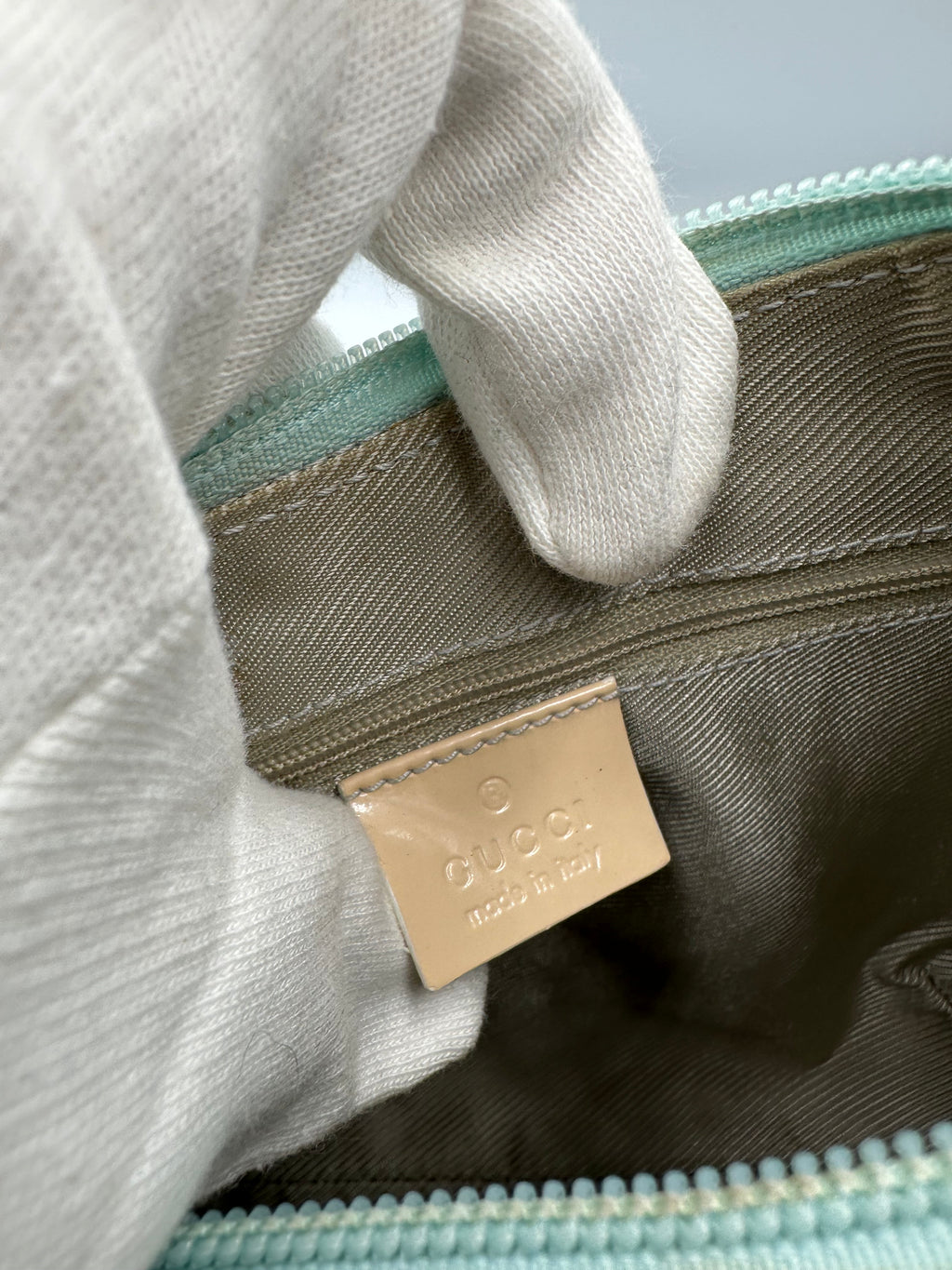 Gucci GG canvas and patent leather hobo shoulder bag