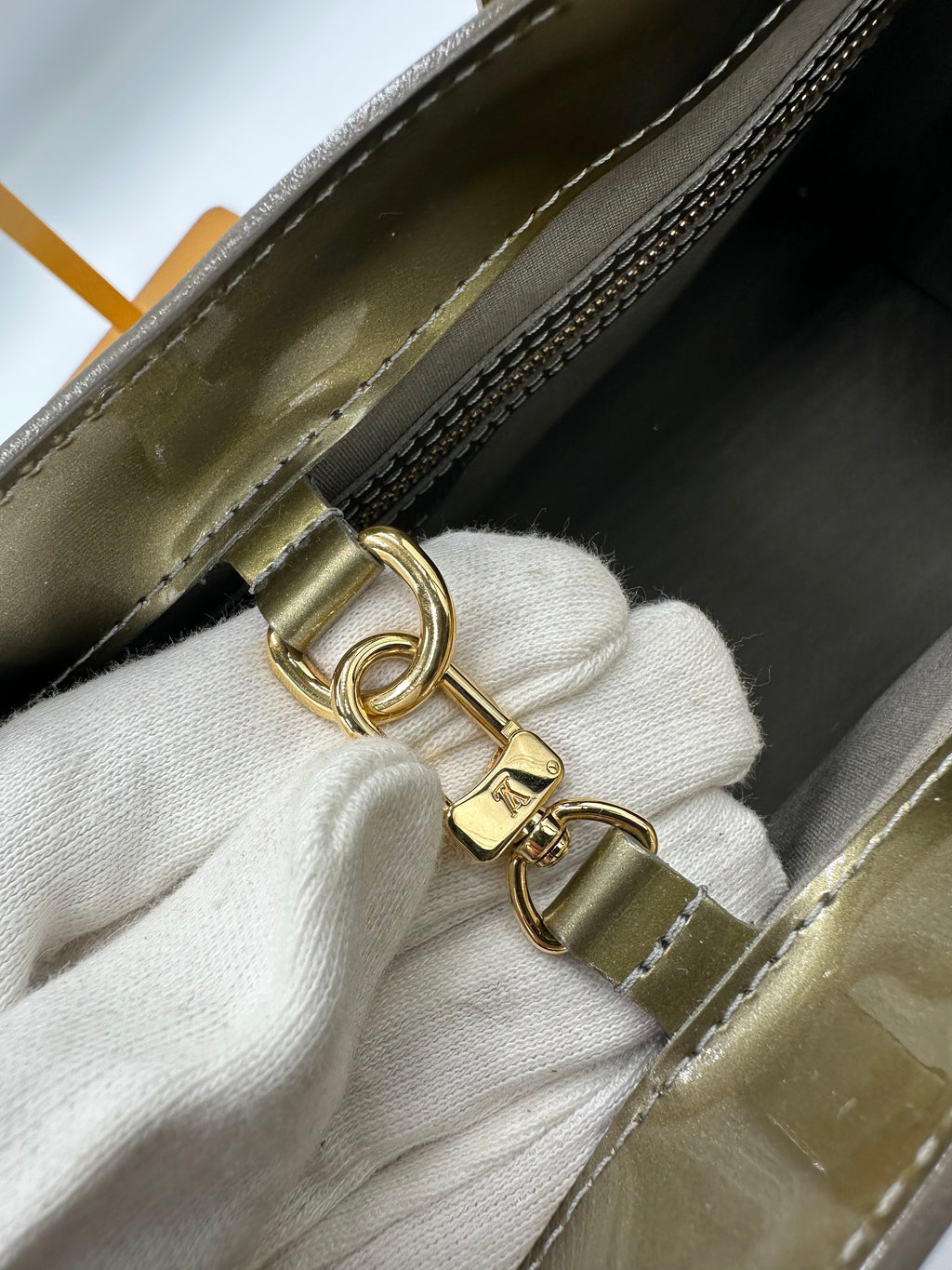 Louis Vuitton Wiltshire PM bag in olive green