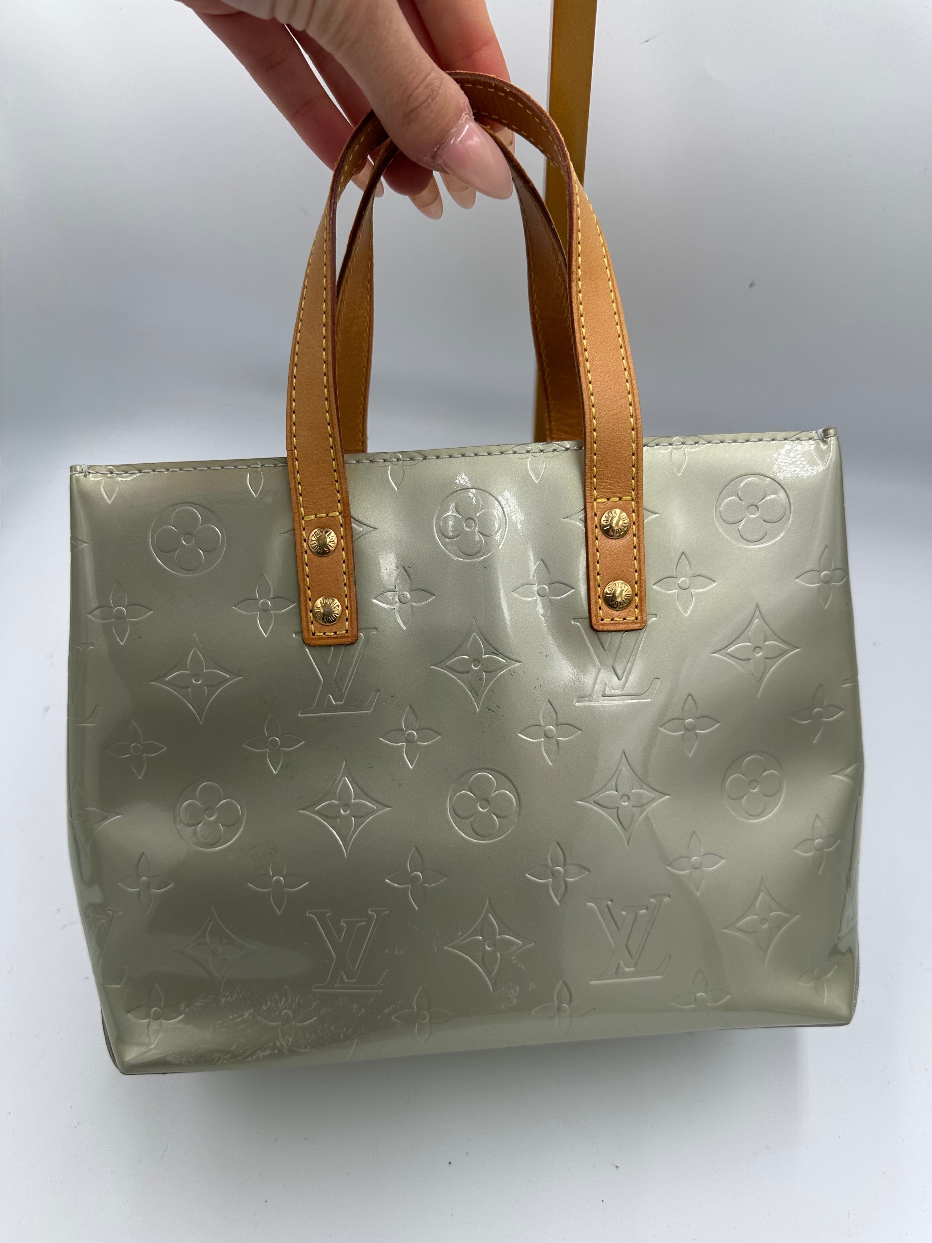 Louis Vuitton monogram Vernis Reade handbag in Lavande colour