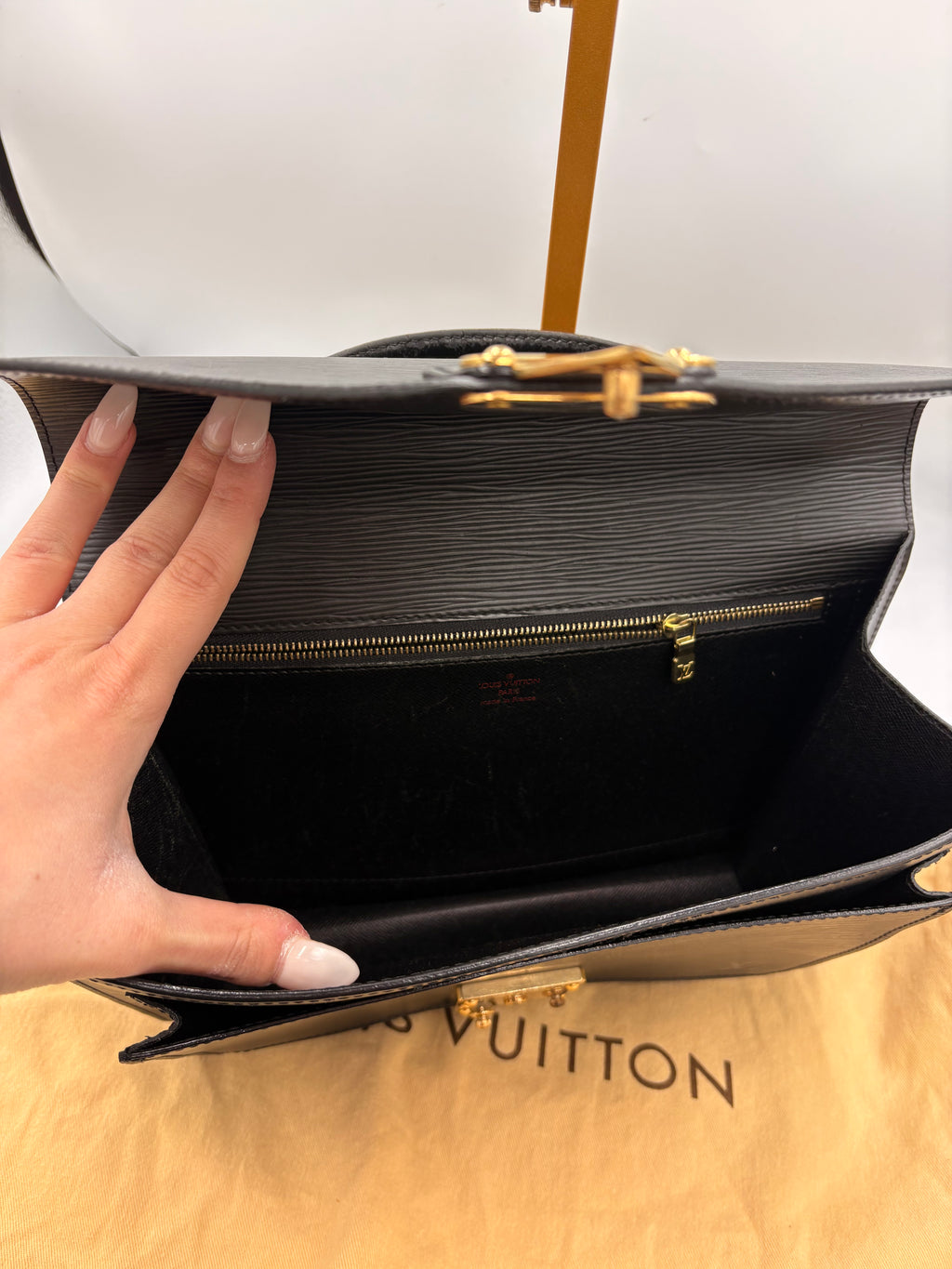 Louis Vuitton Epi Monceau satchel in black leather