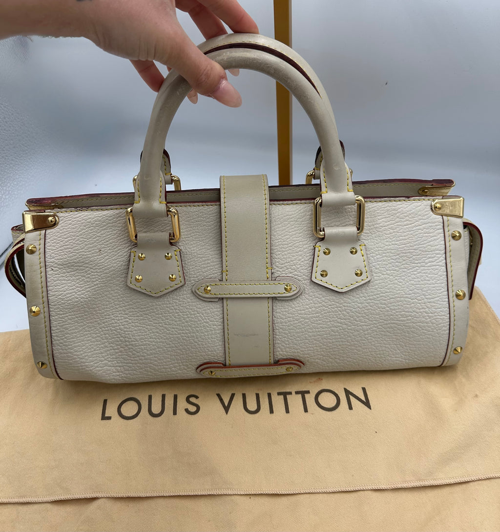 Louis Vuitton L'Epanoui PM handbag crafted from white Suhali goat leather