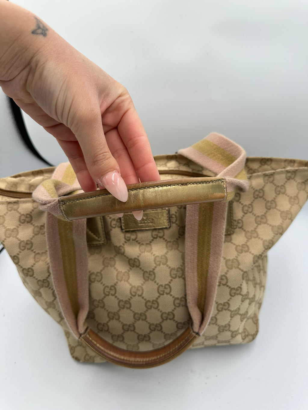 Gucci GG Canvas Web Shoulder bag