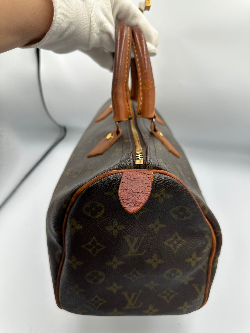 Collectors Piece Vintage 1970s-1990s Louis Vuitton Speedy 35 by French Company