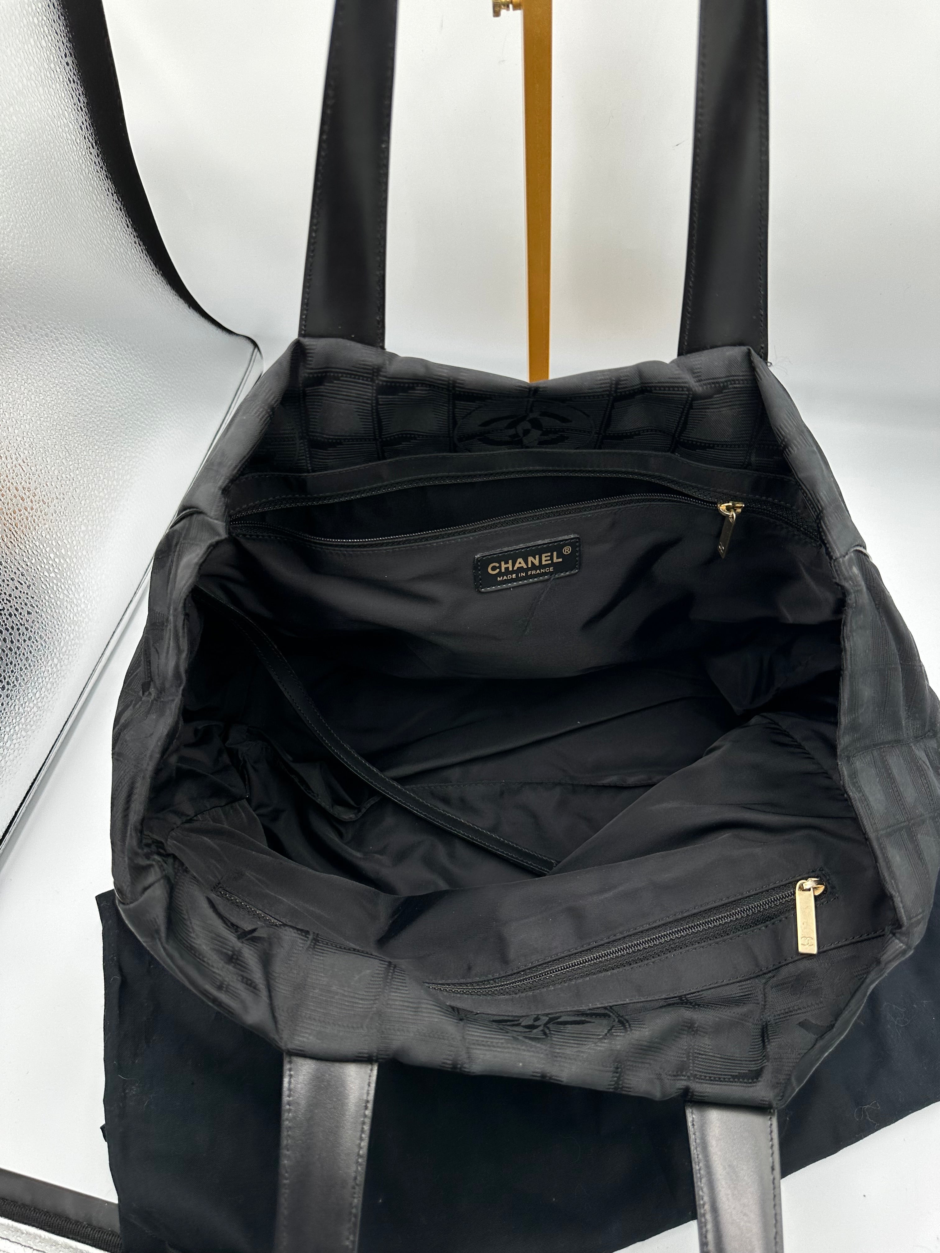 Chanel 2004 Travel Line black shoulder tote bag