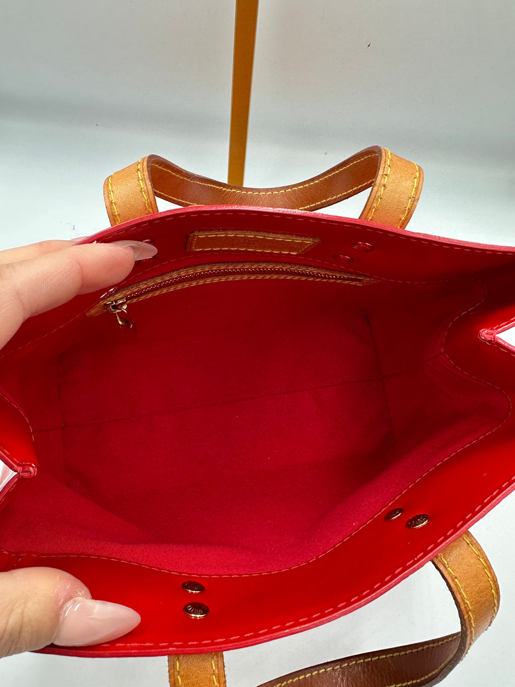 Louis Vuitton Monogram Vernis Reade PM bag in Red Rouge