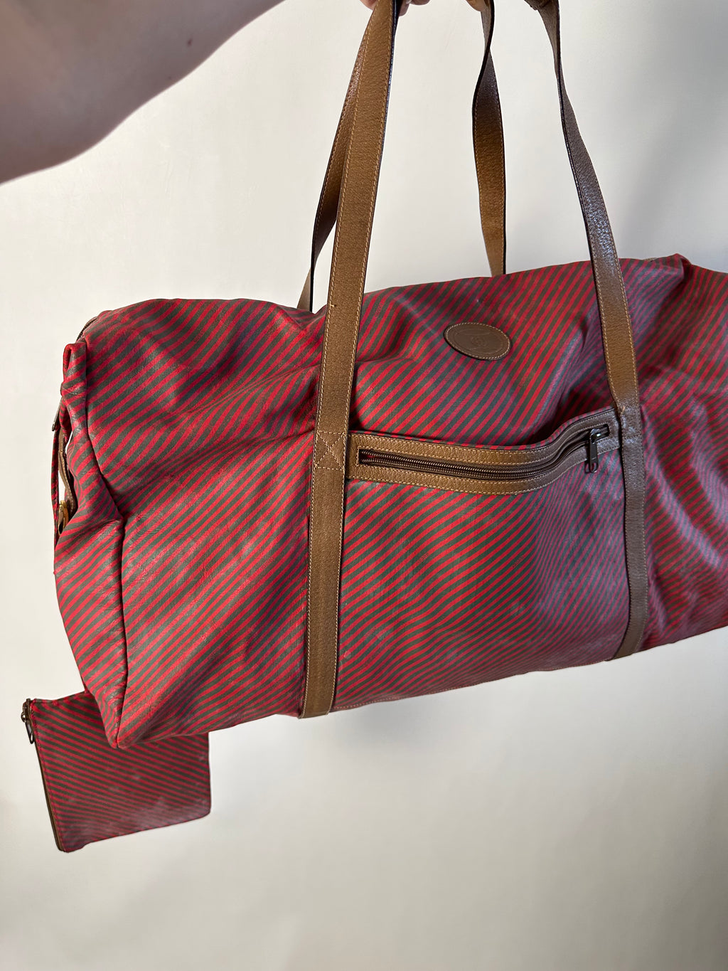 Vintage 90’s Gucci 48-hour Duffle large travel bag from the Rigate line with small pouch