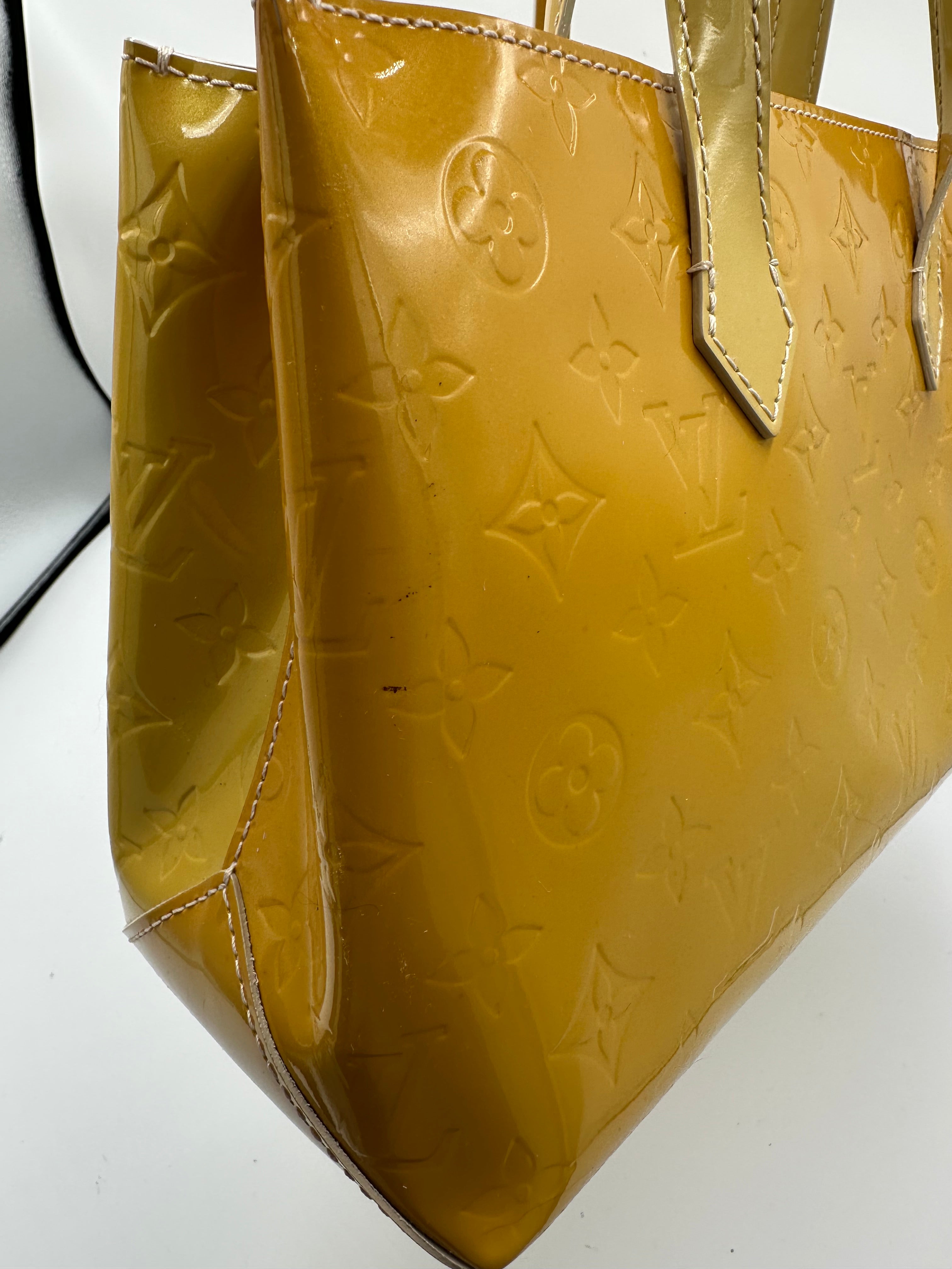 Louis Vuitton Wilshire PM handbag in yellow Monogram Vernis