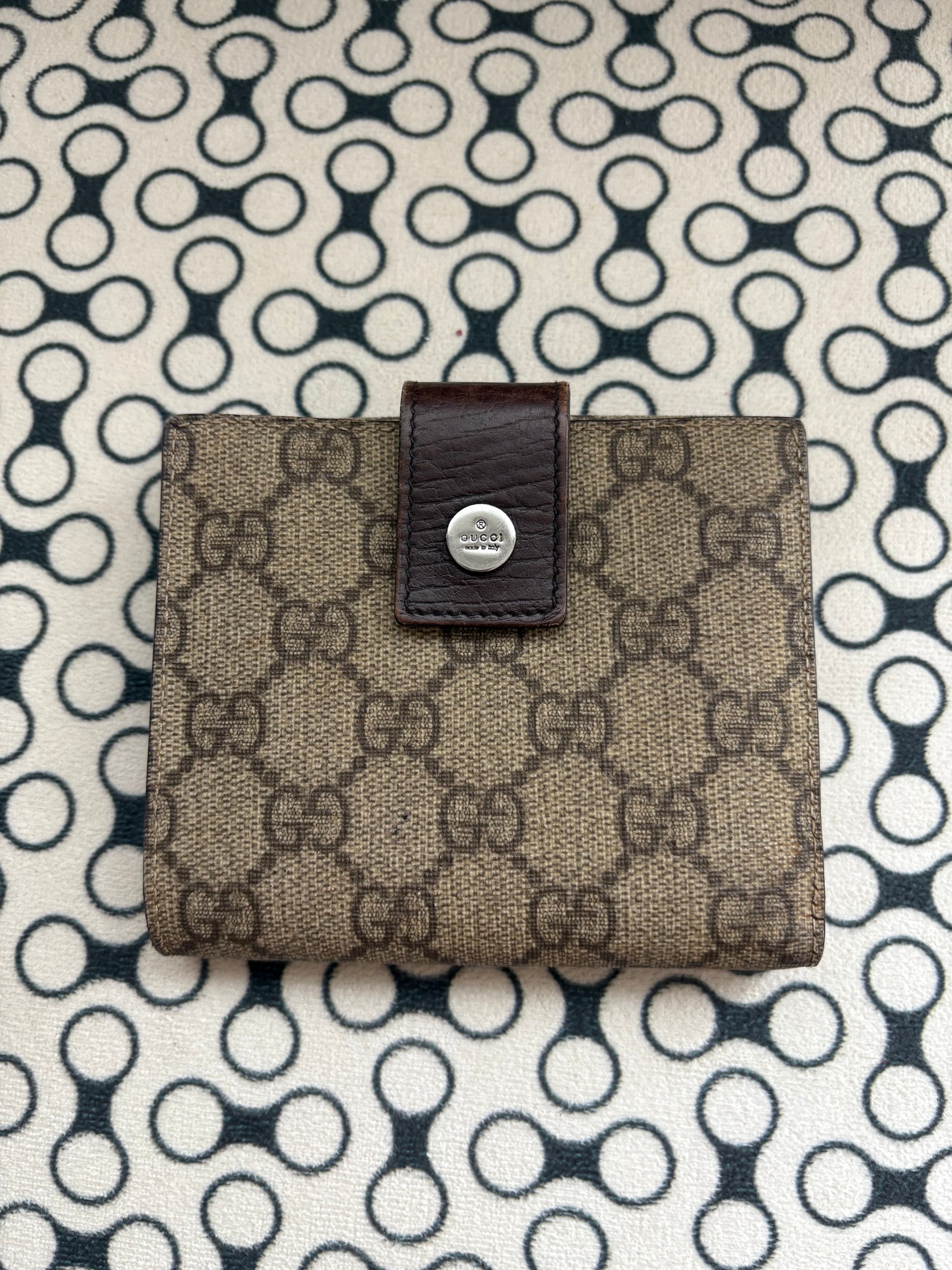 Gucci GG supreme trifold wallet