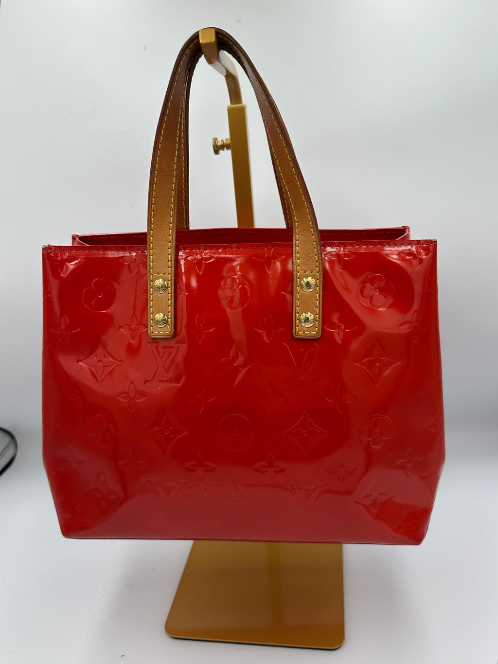 Louis Vuitton Monogram Vernis Reade PM bag in Red Rouge