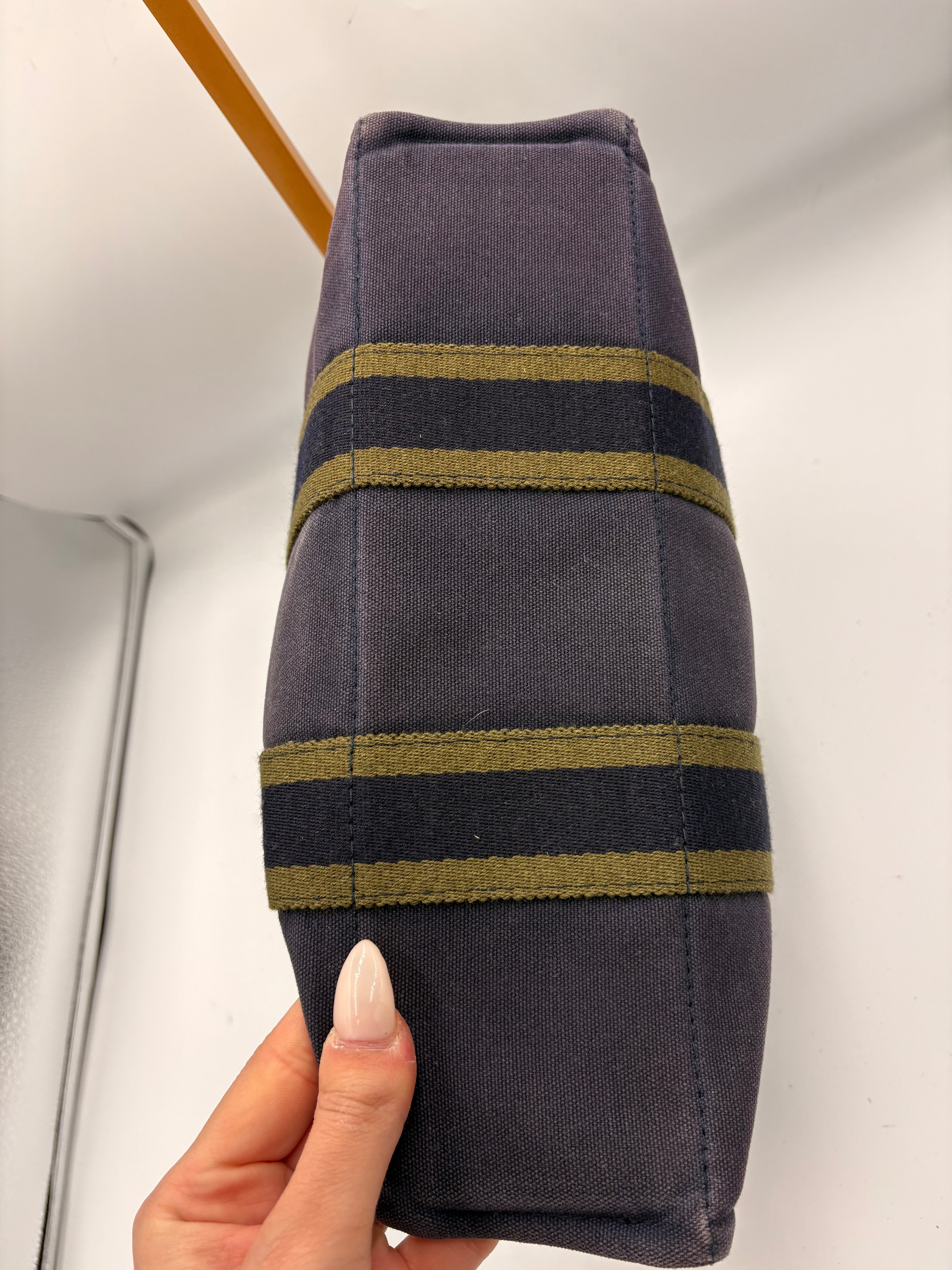 Hermès Fourre Tout MM handbag in navy