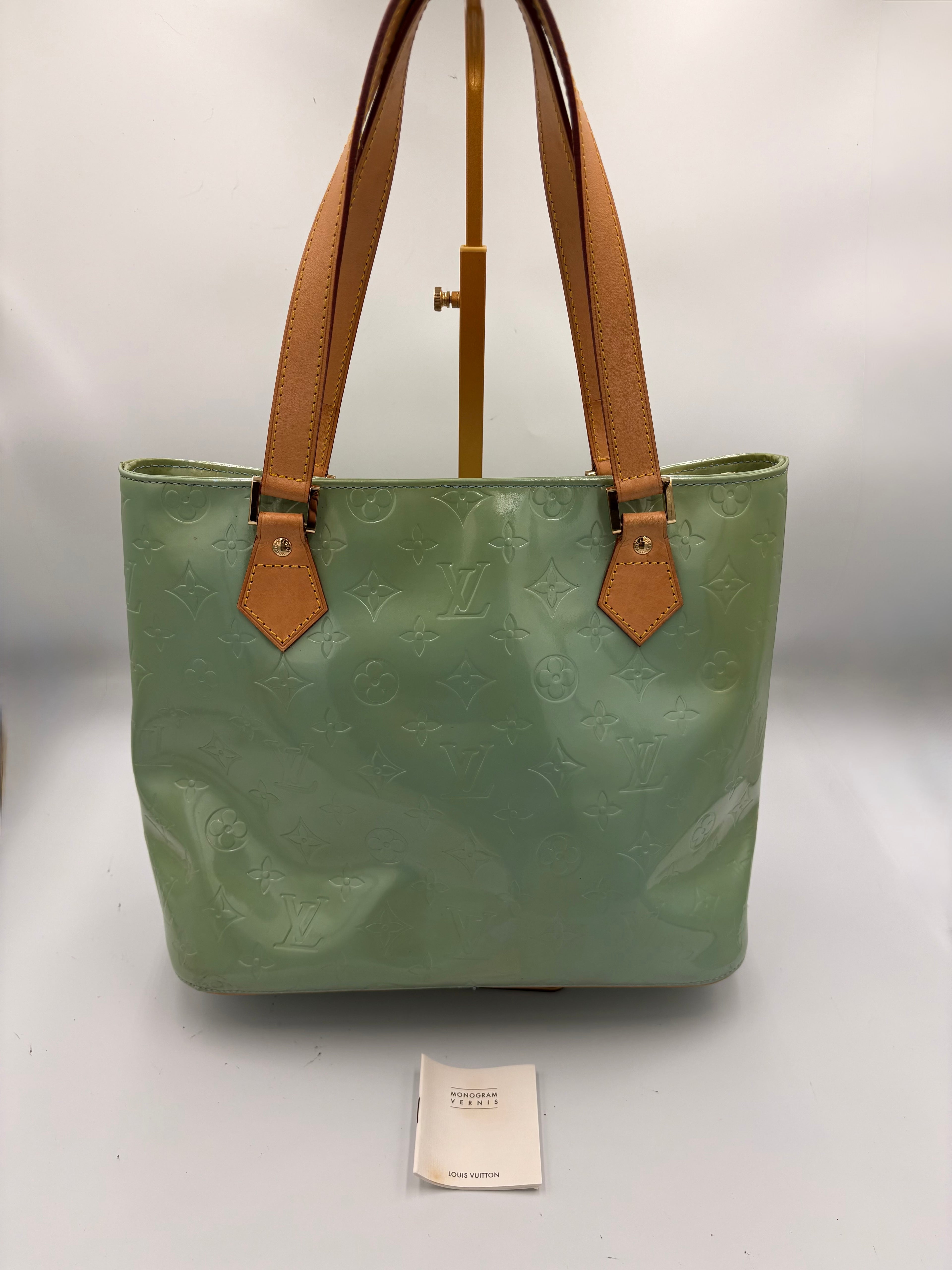 Louis Vuitton Monogram Vernis Houston shoulder bag in mint green