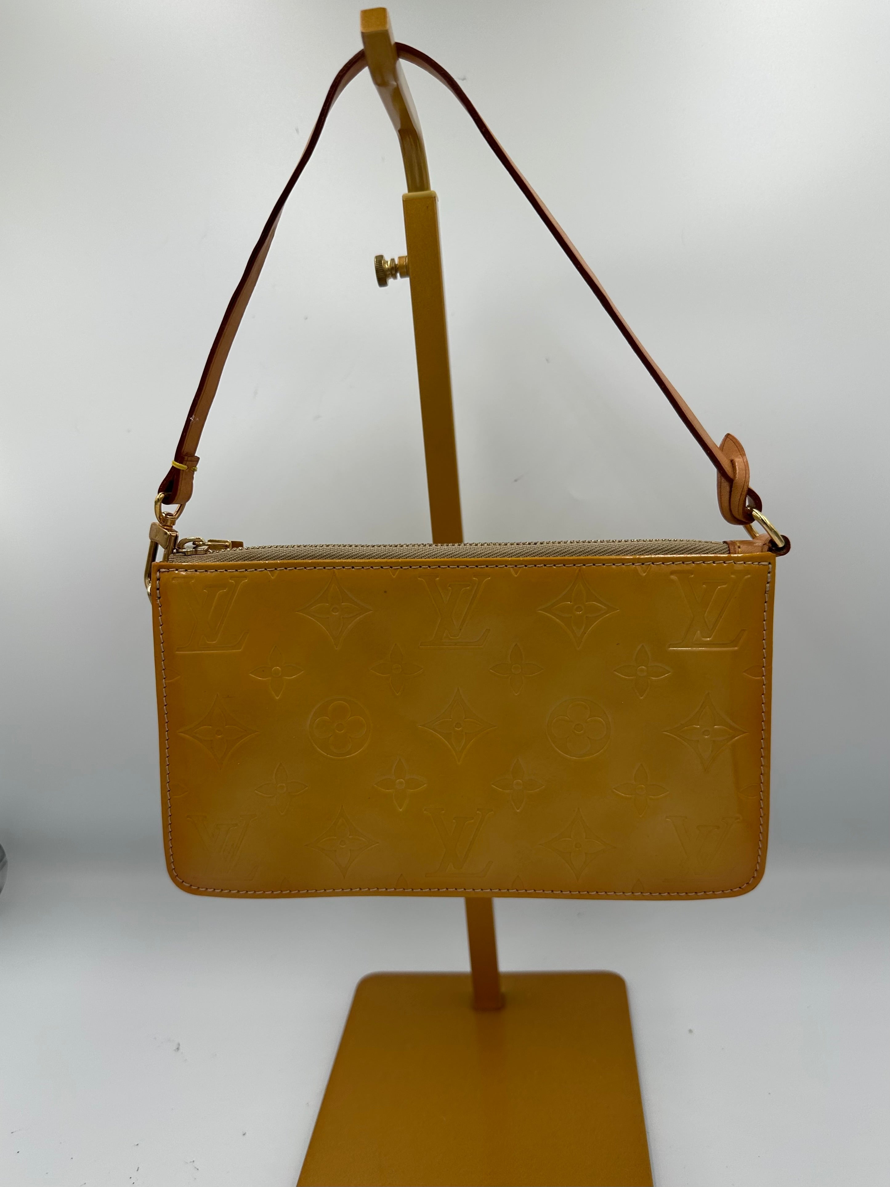 Louis Vuitton Lexington pochette bag