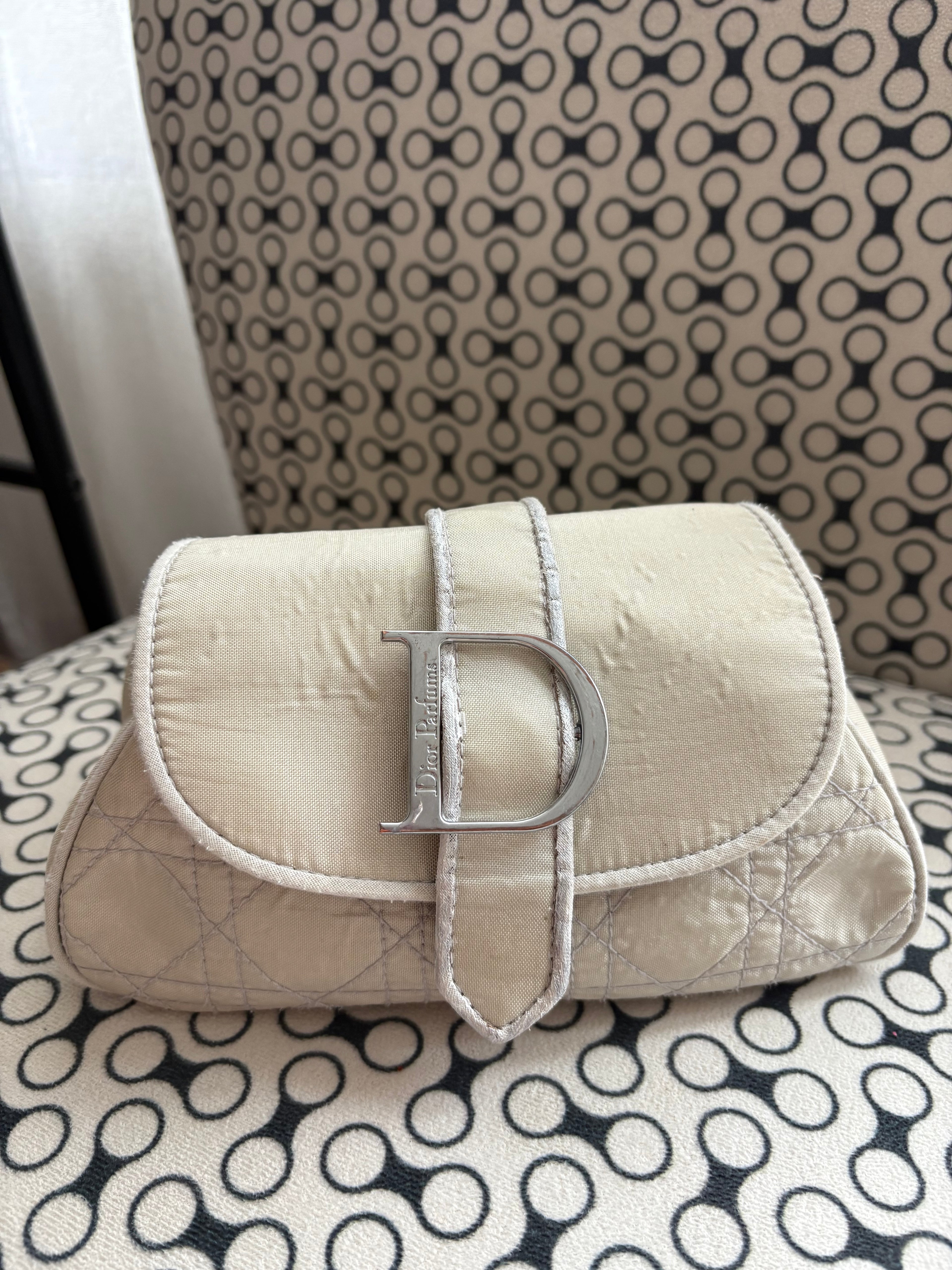 Dior D buckle white Monsieur Parfums pouch
