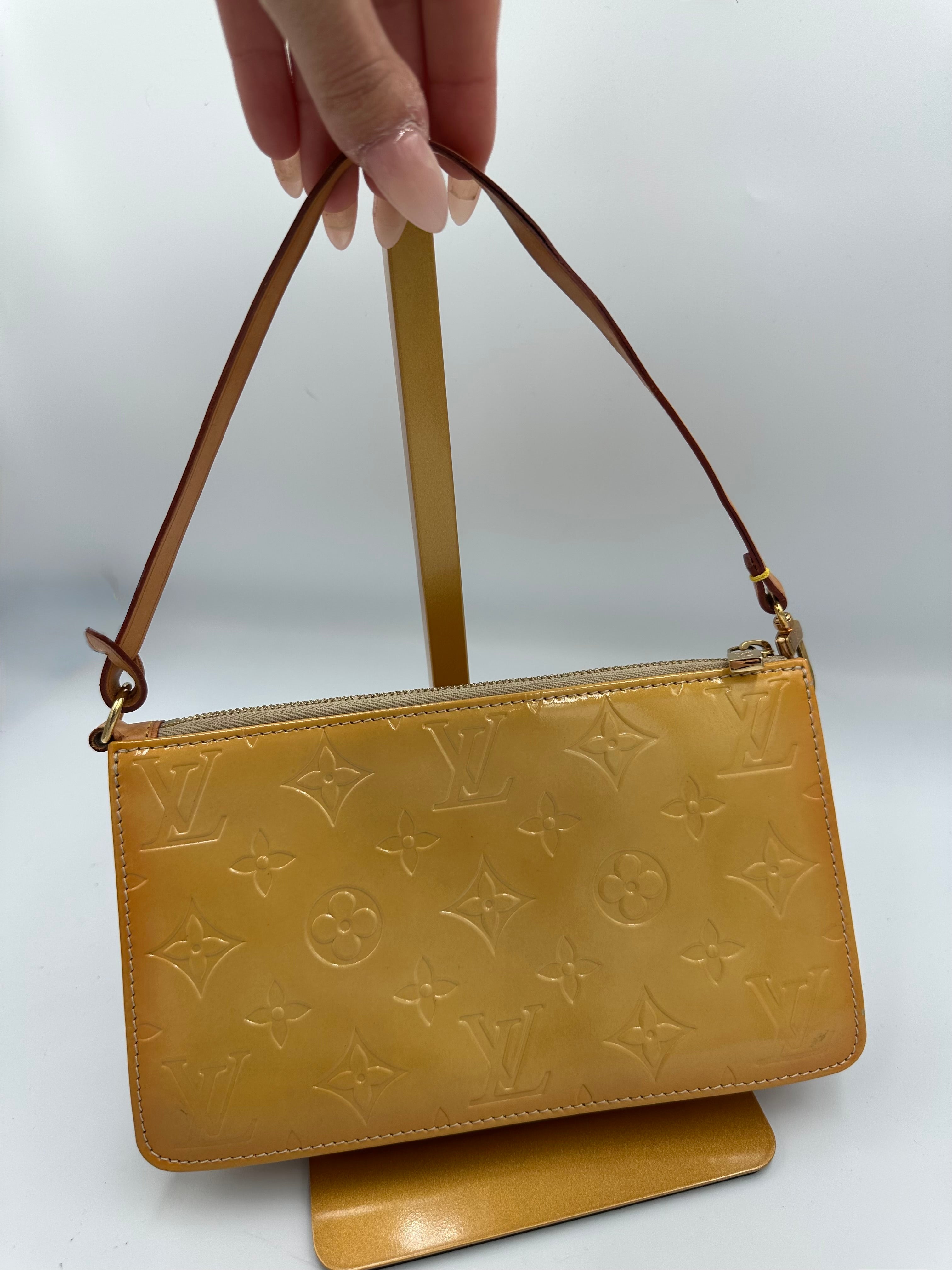 Louis Vuitton Lexington pochette bag