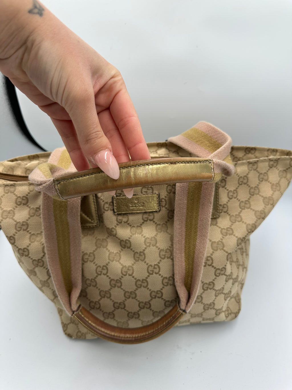 Gucci GG Canvas Web Shoulder bag