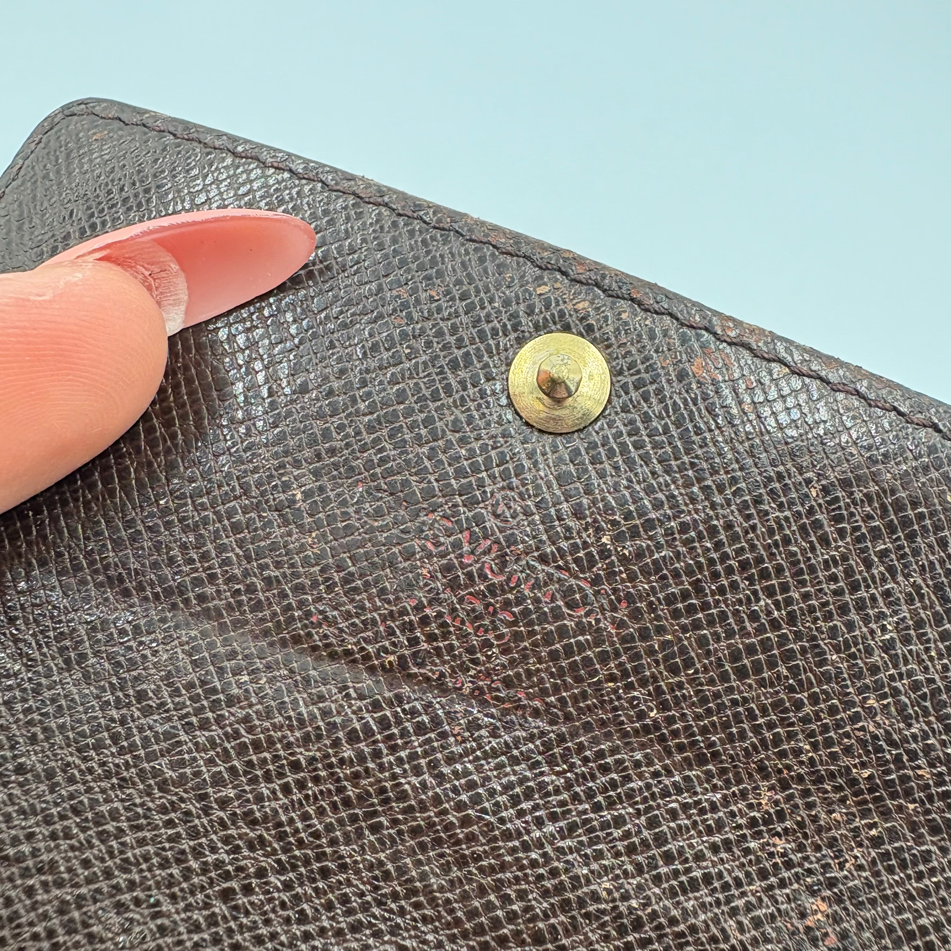 Louis Vuitton key holder