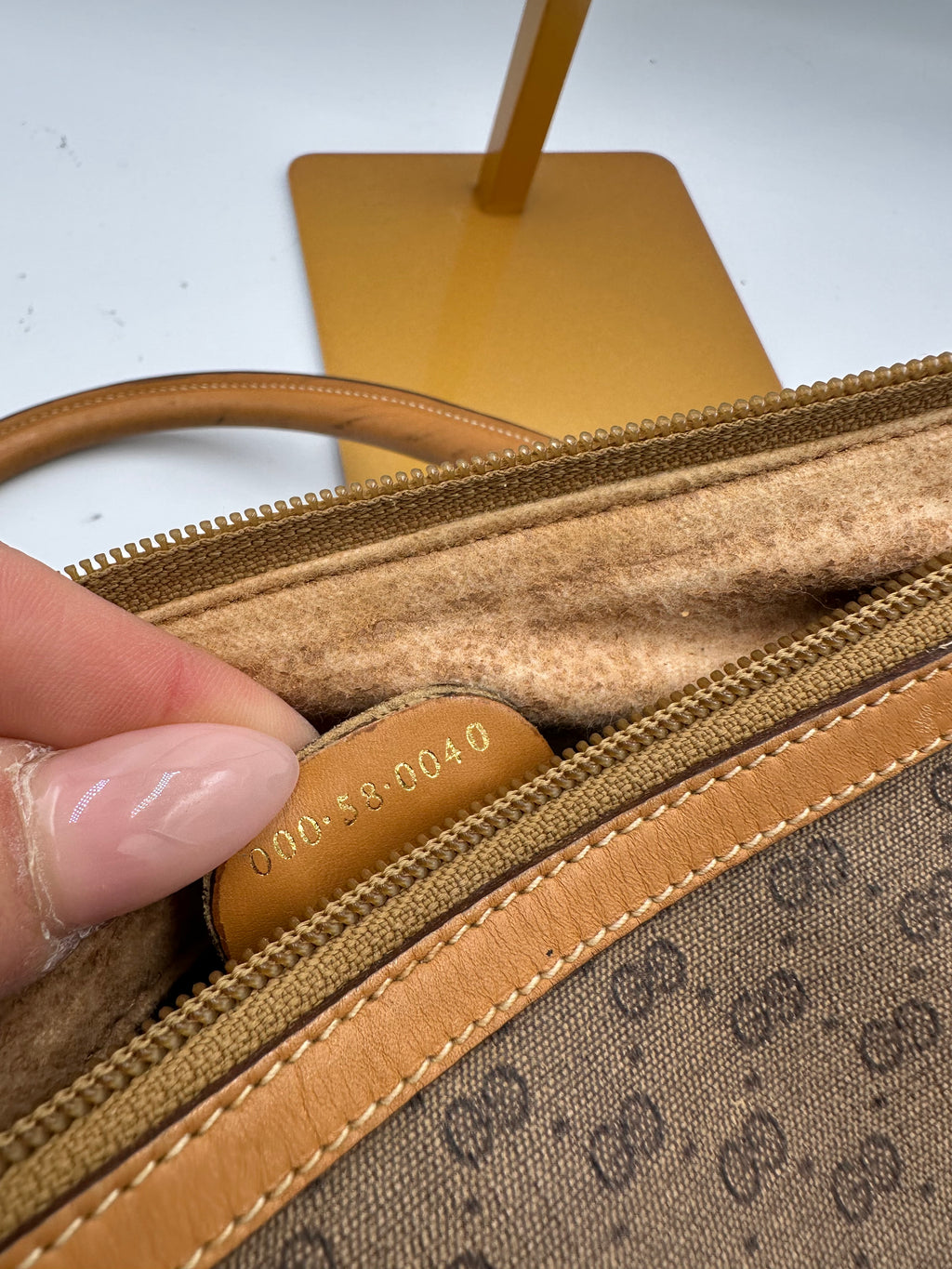 Vintage Gucci Micro GG Supreme boston handbag