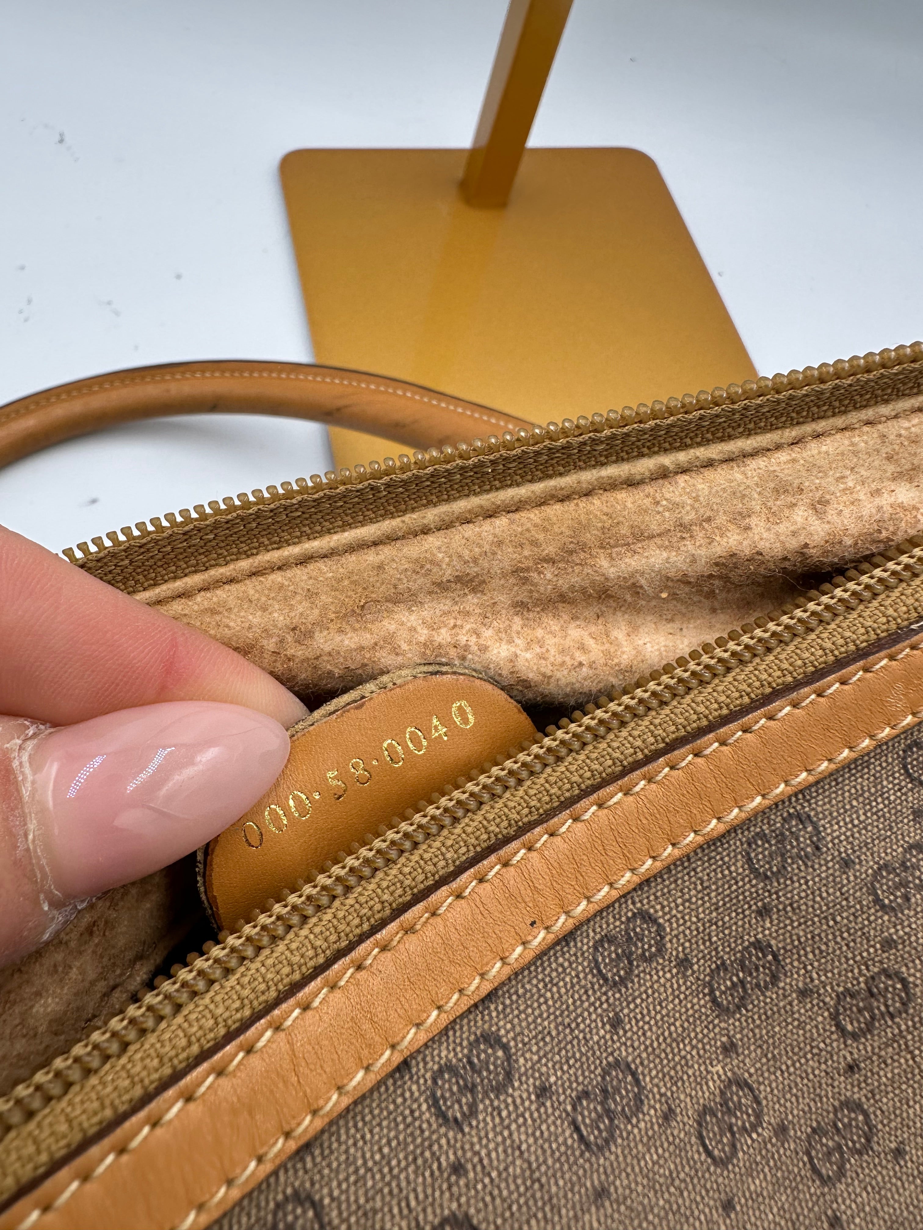 Vintage Gucci Micro GG Supreme boston handbag