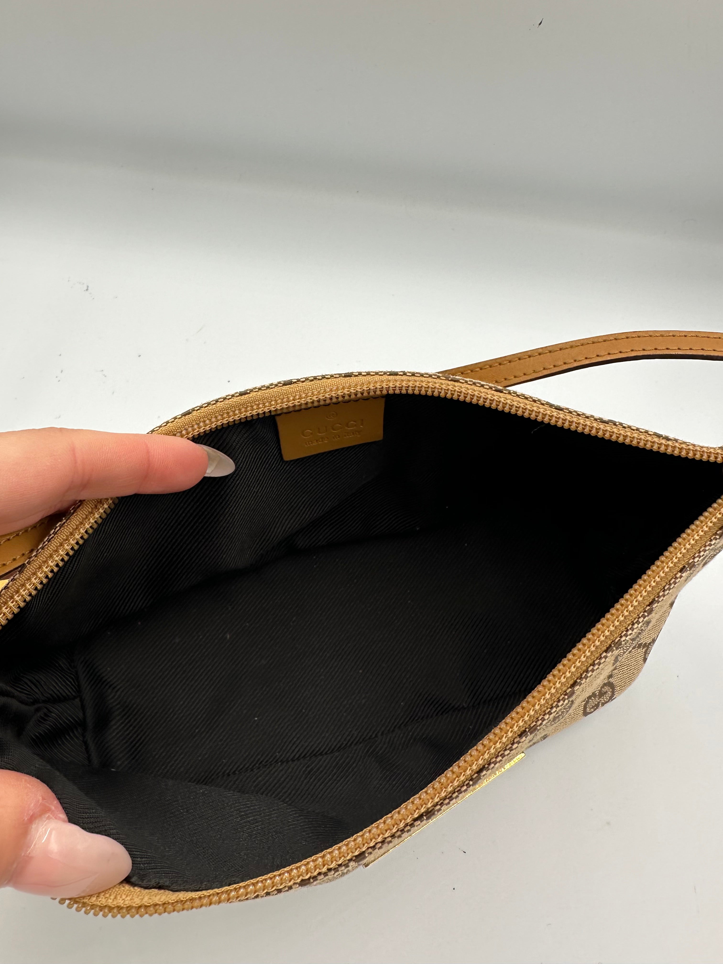 Gucci boat monogram pochette