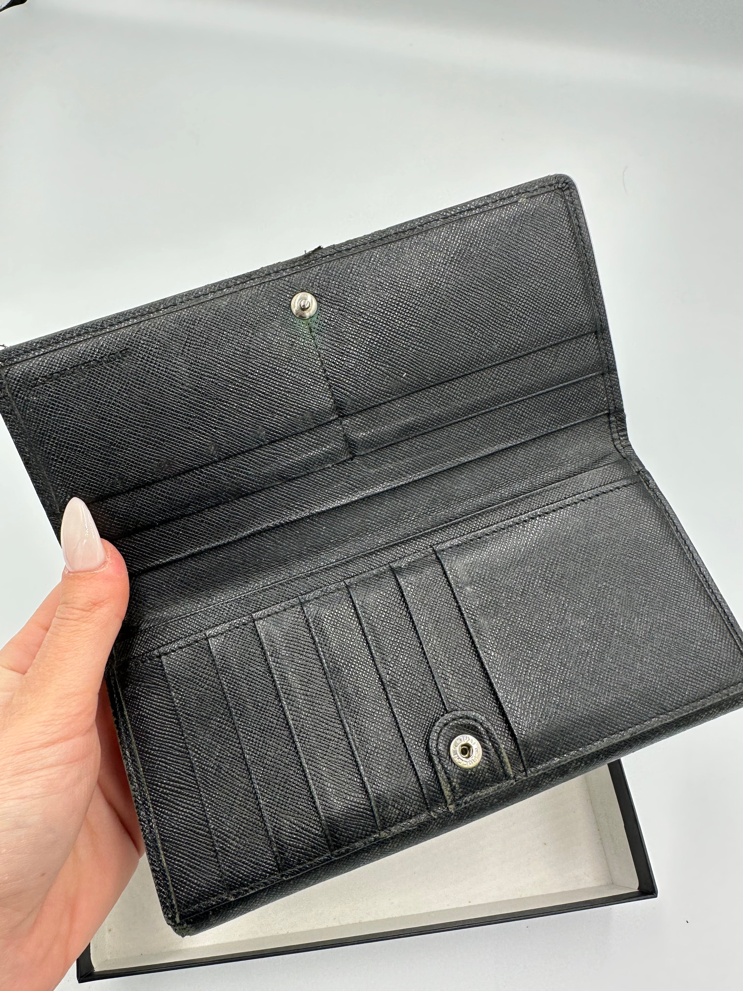 Burberry nova check wallet