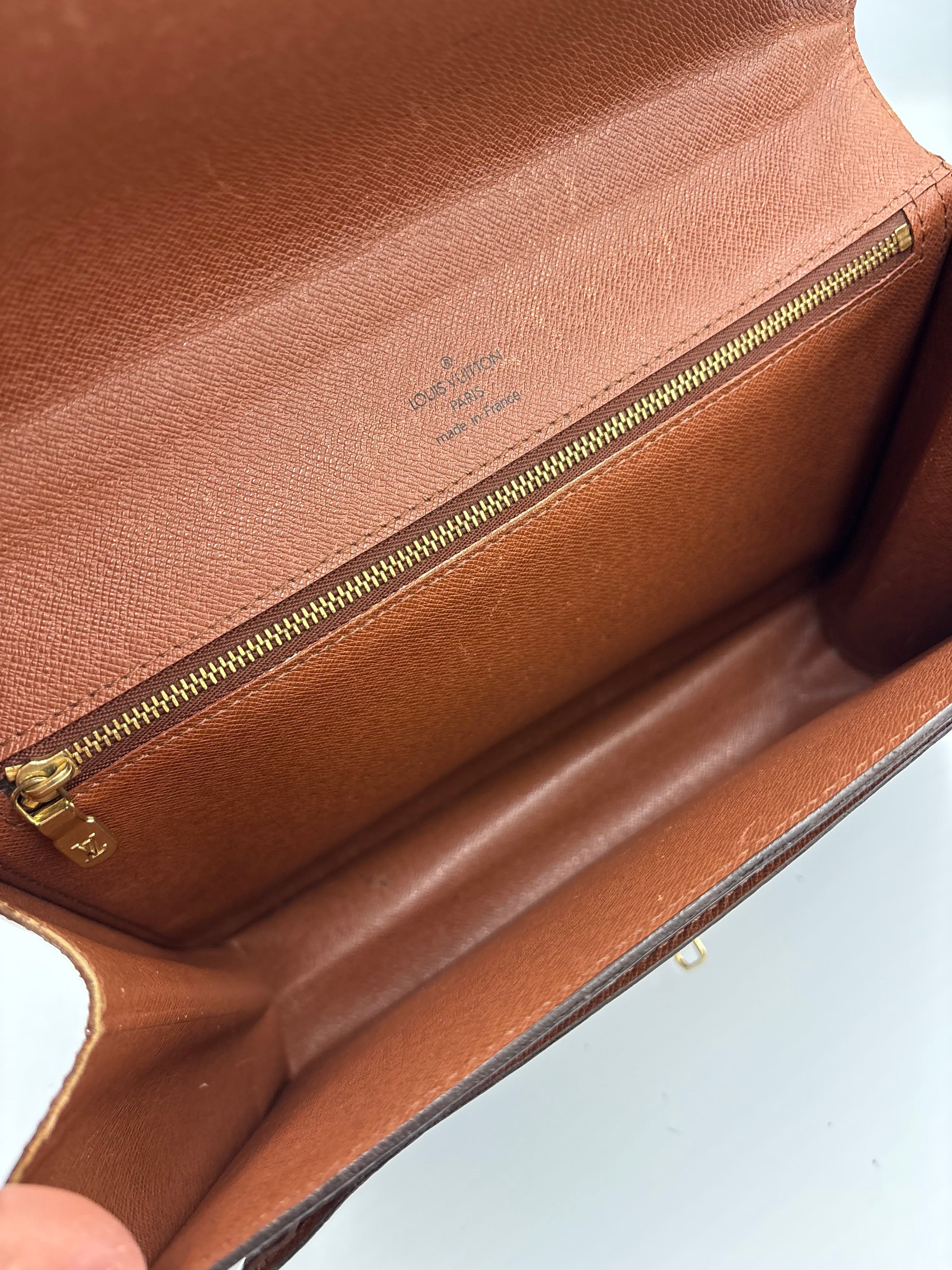 Louis Vuitton Monceau 28 Vintage bag structured top-handle satchel